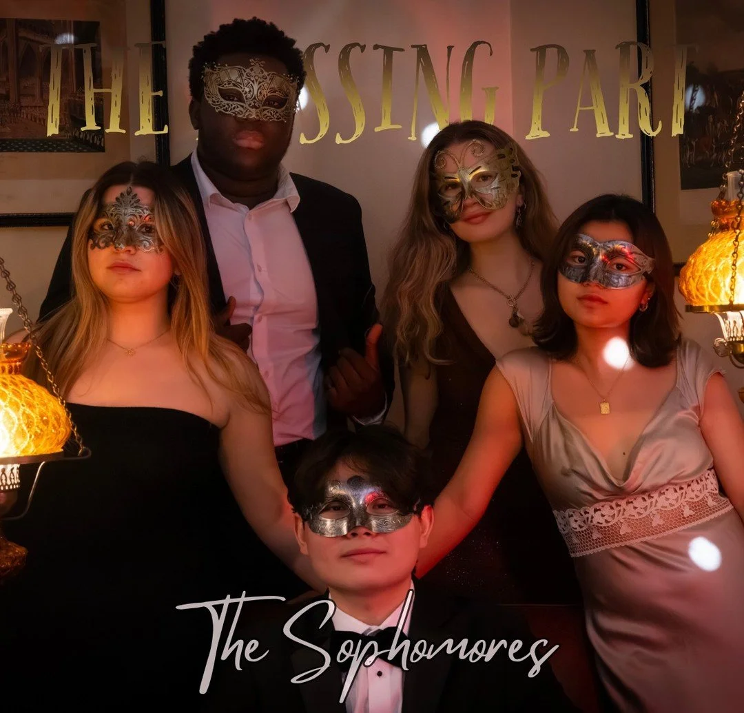 Now, our Sophomores: Molly, Bryan, Den and Raf! Come see them this FRIDAY and SATURDAY at our show &lsquo;The Missing Part&rsquo;! 

Ticket link in bio. 🎭