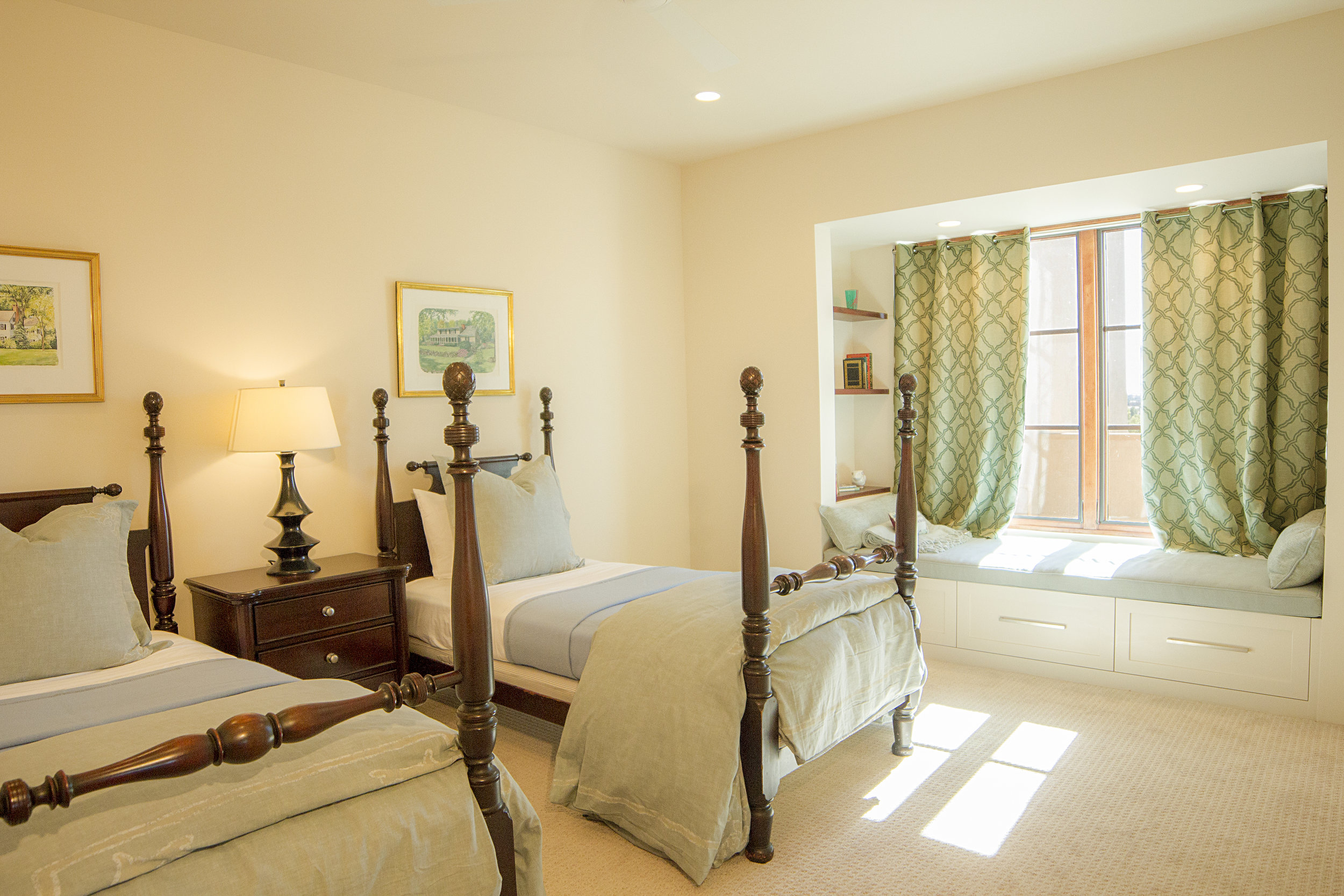 26-Twin Bedroom.jpg