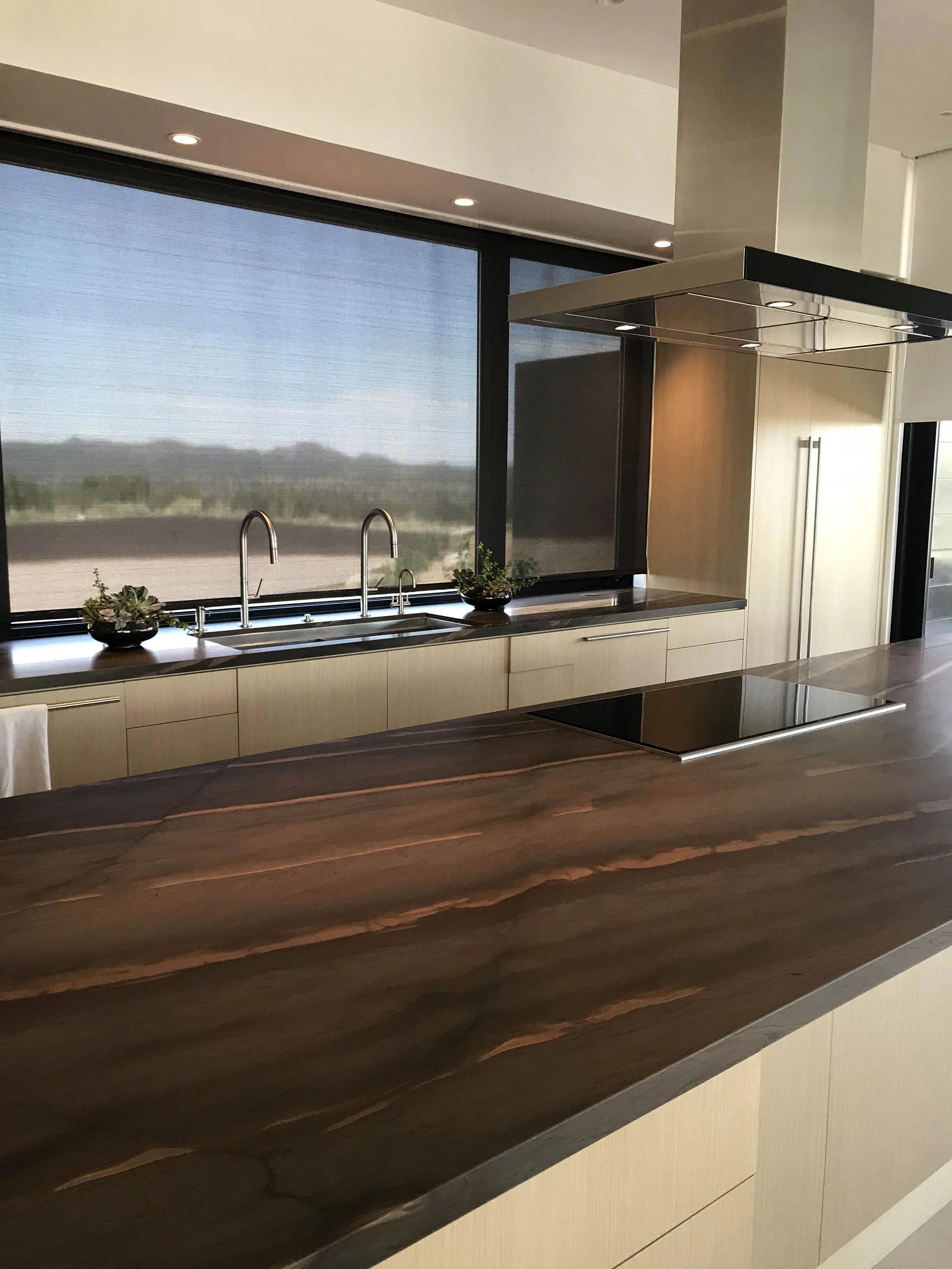 kitchen2websize.jpg