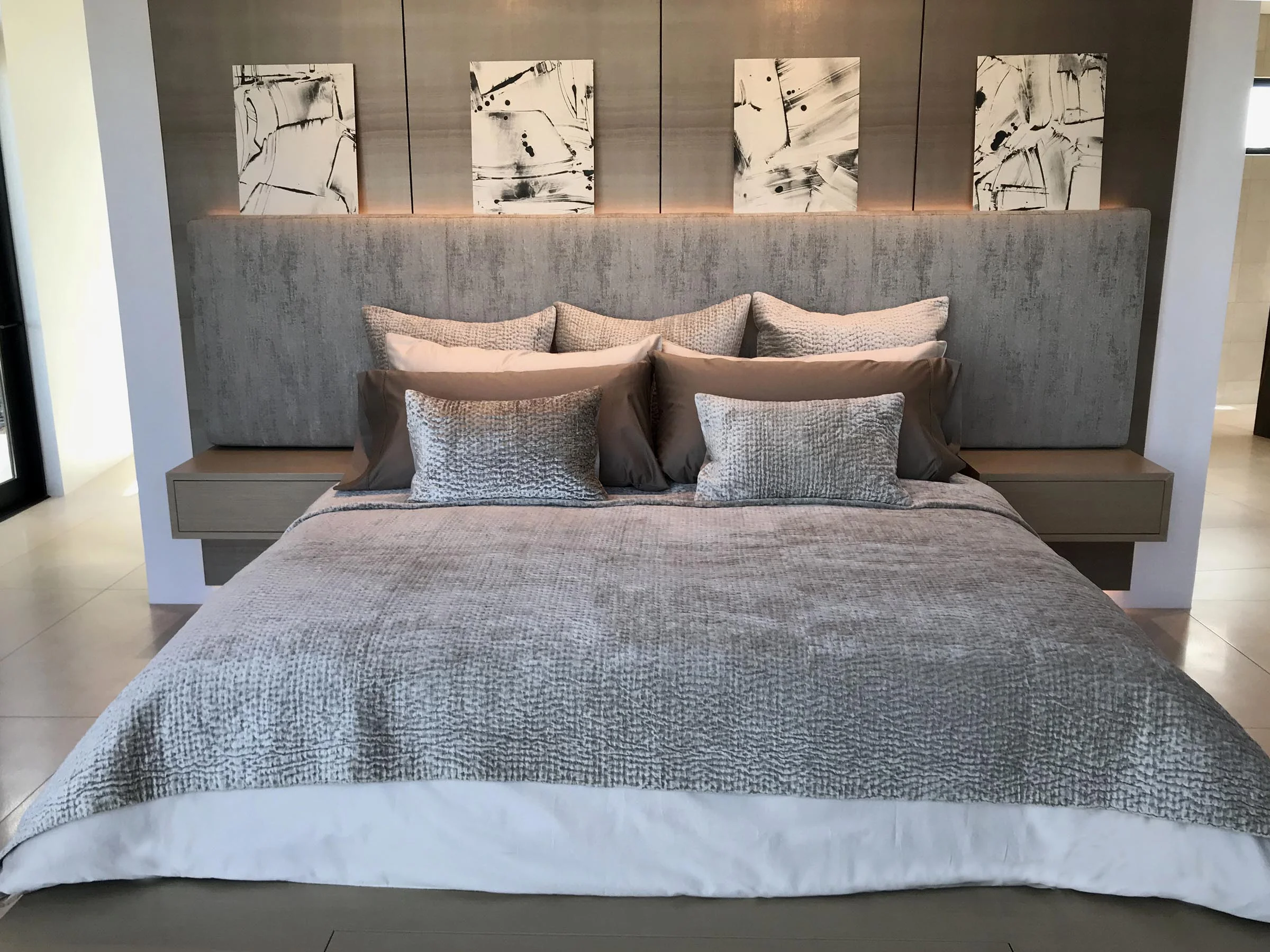 MasterBed1websize.jpg