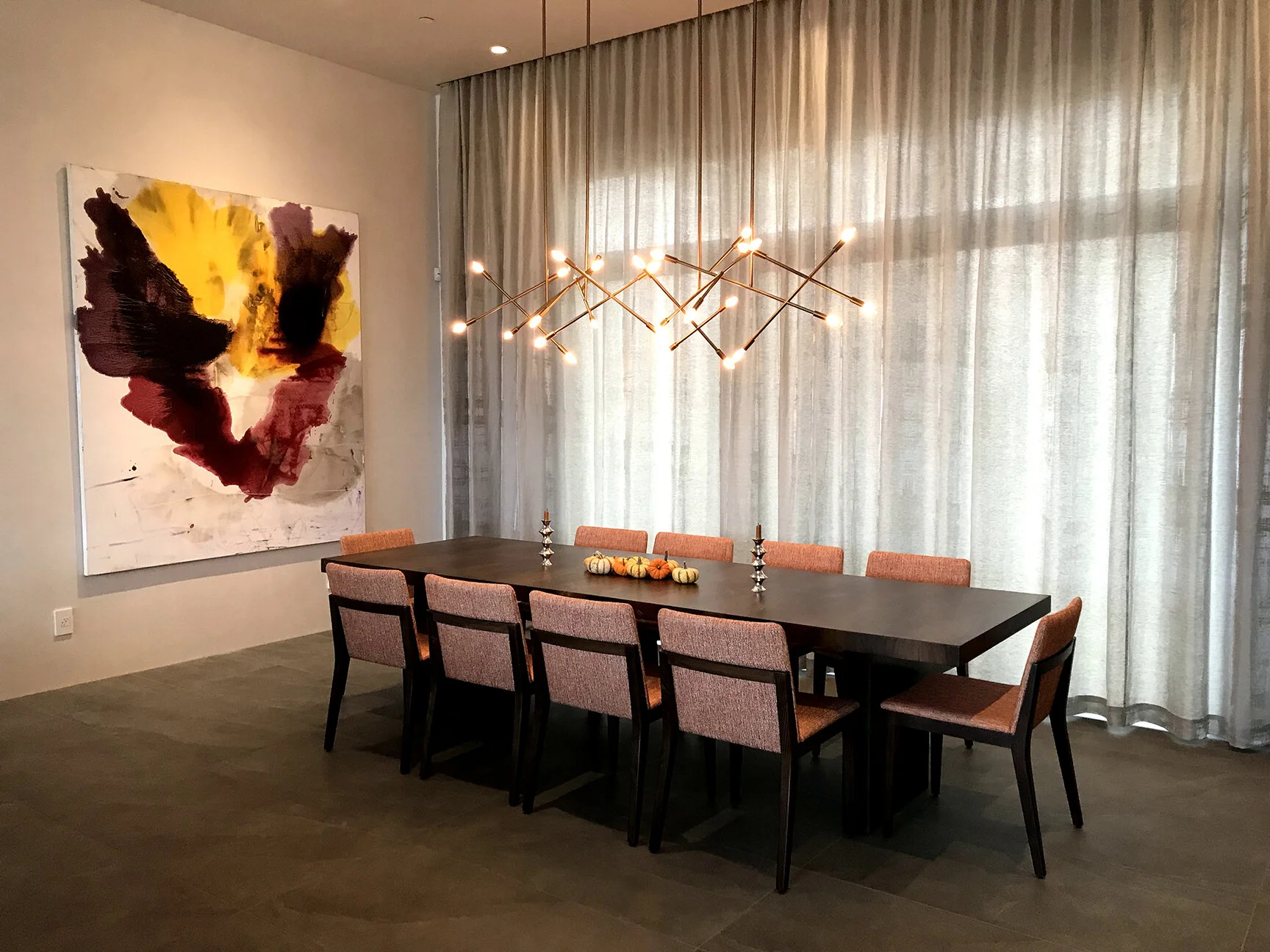DiningRoom copy.jpg