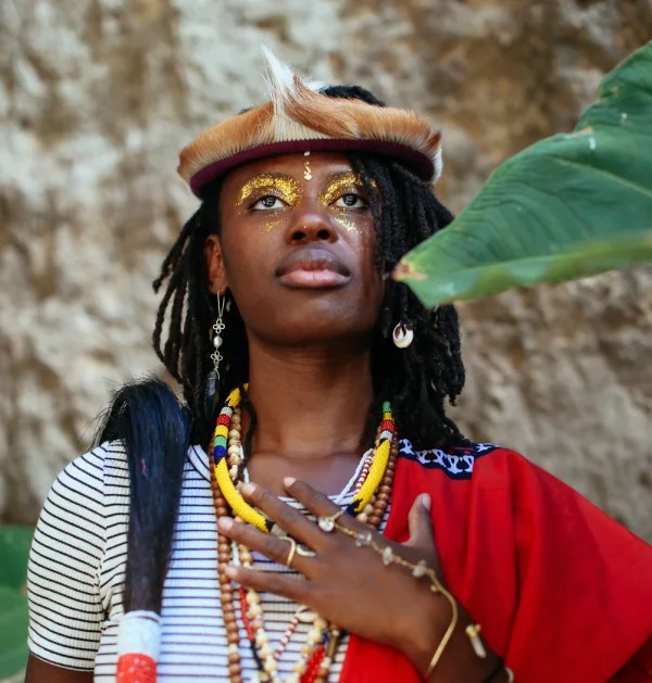 gogo-thule-bio.jpg