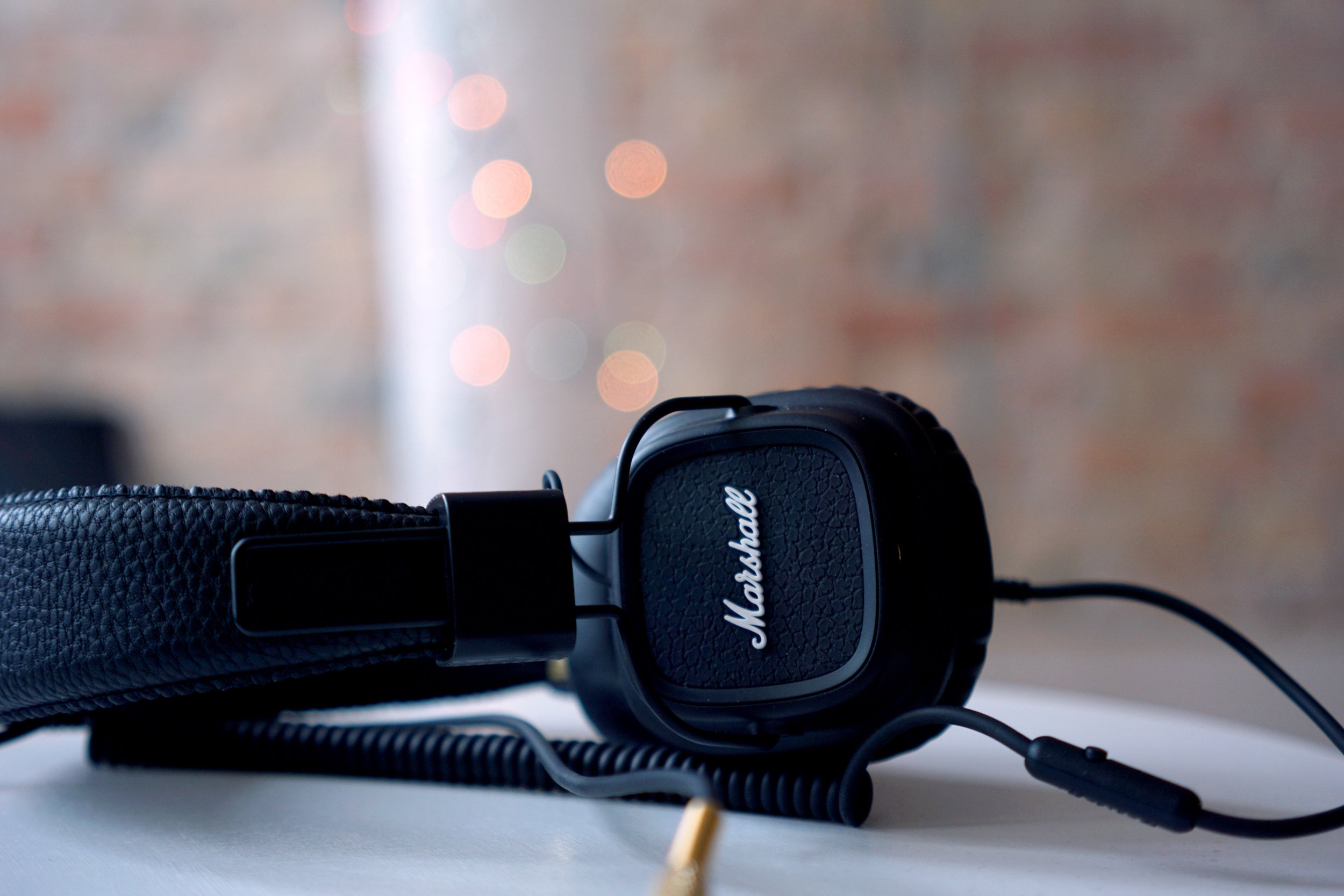 audio-blur-business-377711.jpg