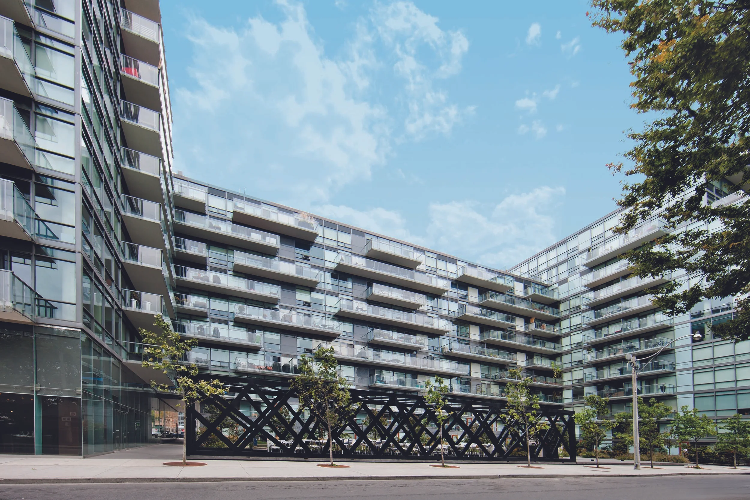 550 Wellington West — Accel Construction Management Inc.