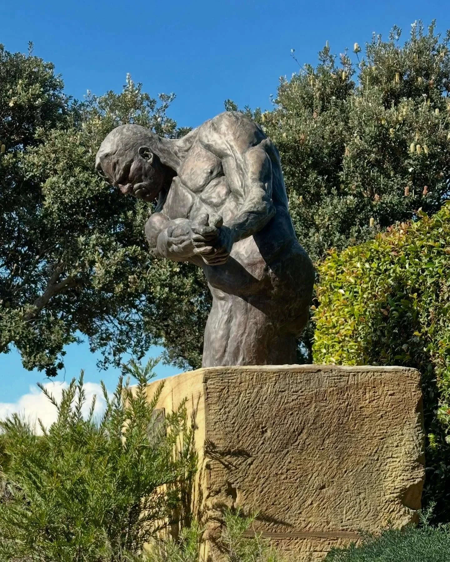 Great to finally see Blue Skies 😎🏌️&zwj;♂️#dintputters #beautifulplace #thelakesgolfclub #golfislife⛳️