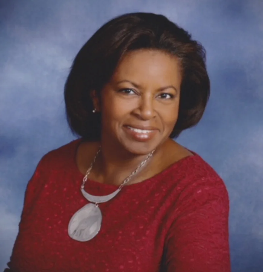 board_member_0000_RhondaWinston.jpg