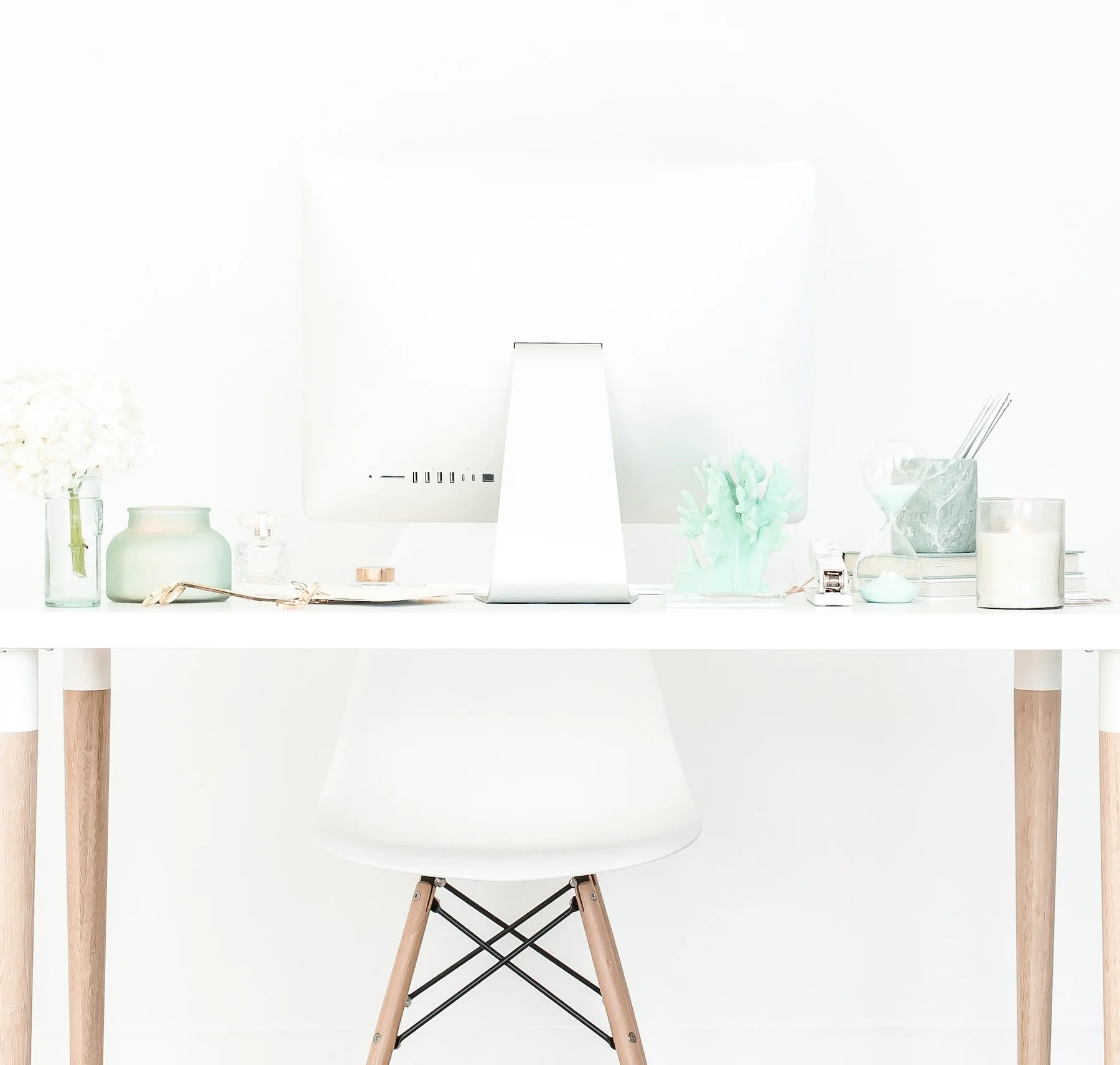 haute-stock-photography-teal-desktop-final-17%2Bcopy.jpg