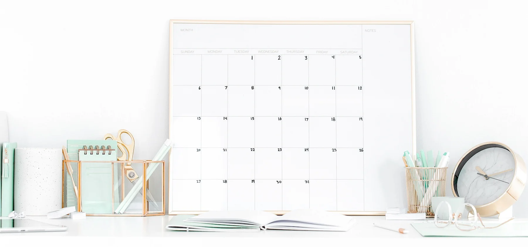 haute-stock-photography-mint-desktop-collection-final-10+copy.jpg