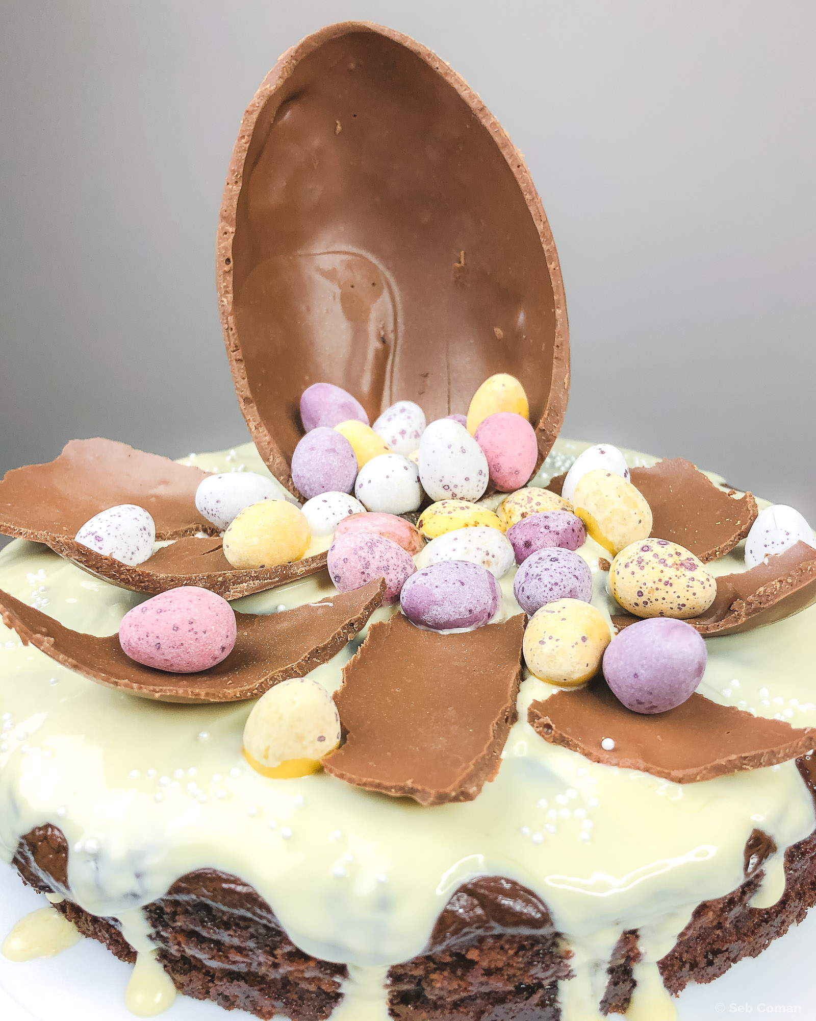 A cracked Easter Egg and Mini Eggs on top!