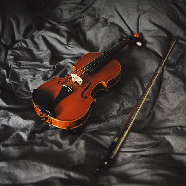 The combination of this instrument with the human voice is unique. .
.
.
#dynamicduo #highoctane #violinandvoice #jamesbond #weddingentertainment #enromusic #livemusic #londonmusic #elegance #excellence #luxury #entertainment #cruiseentertainment #corporateentertainment #style