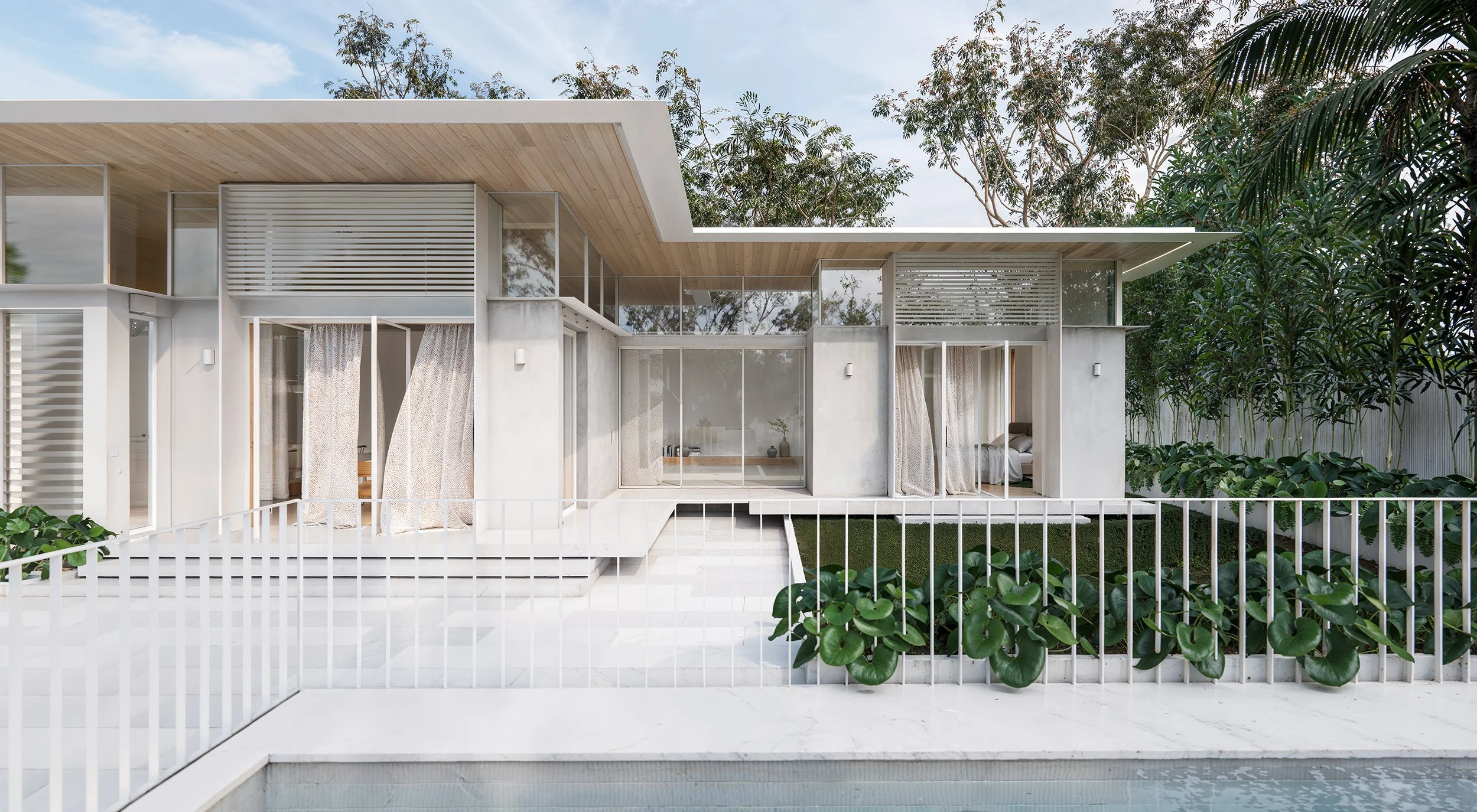 251202_EXTERNAL 3_LINK_2500x1375 WEBSITE.jpg