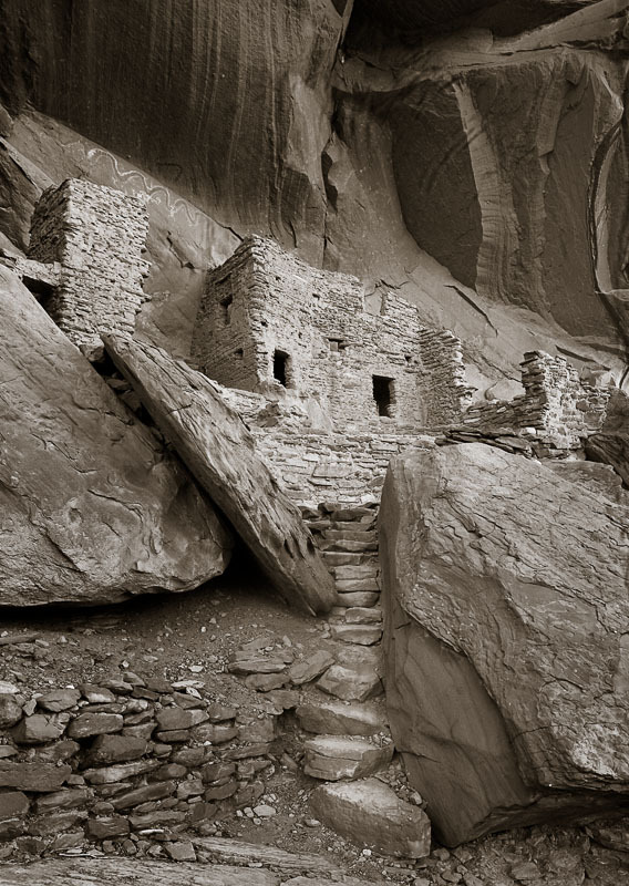 Riverhouse Ruin