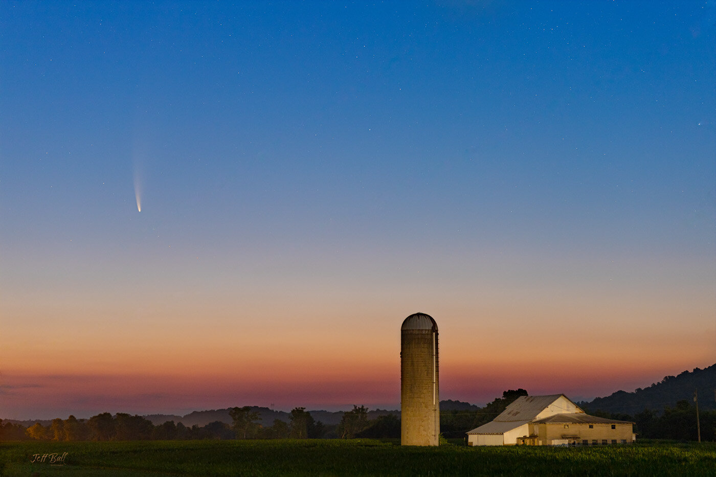  Comet Neowise over Gallia County Farm on the Ohio River.  July 10, 2020 