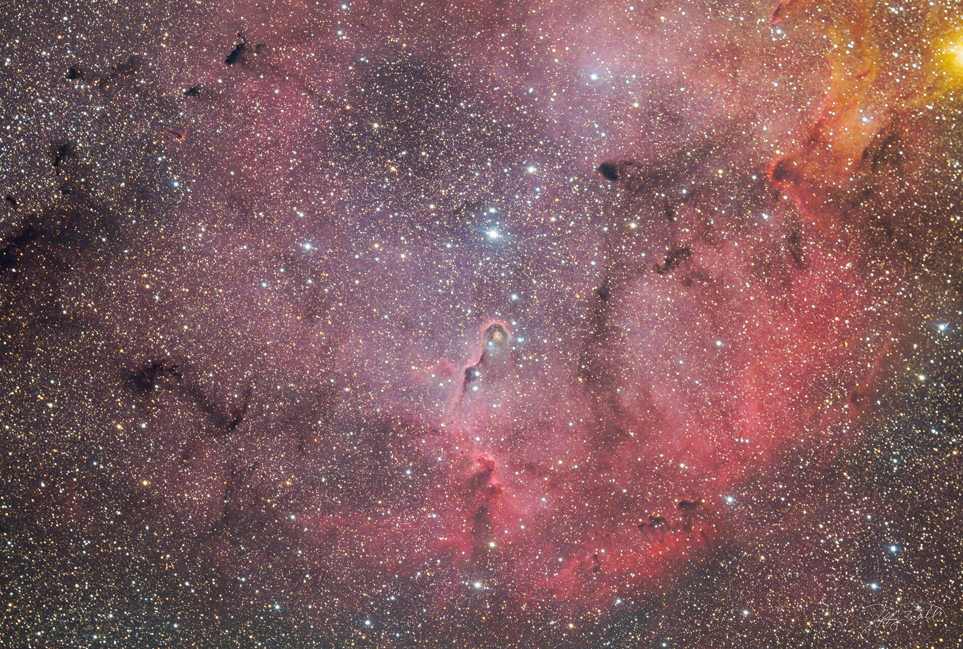 IC1396 region featuring B160, B161, B162, and B365.  Plate 49 in Photographic Atlas.