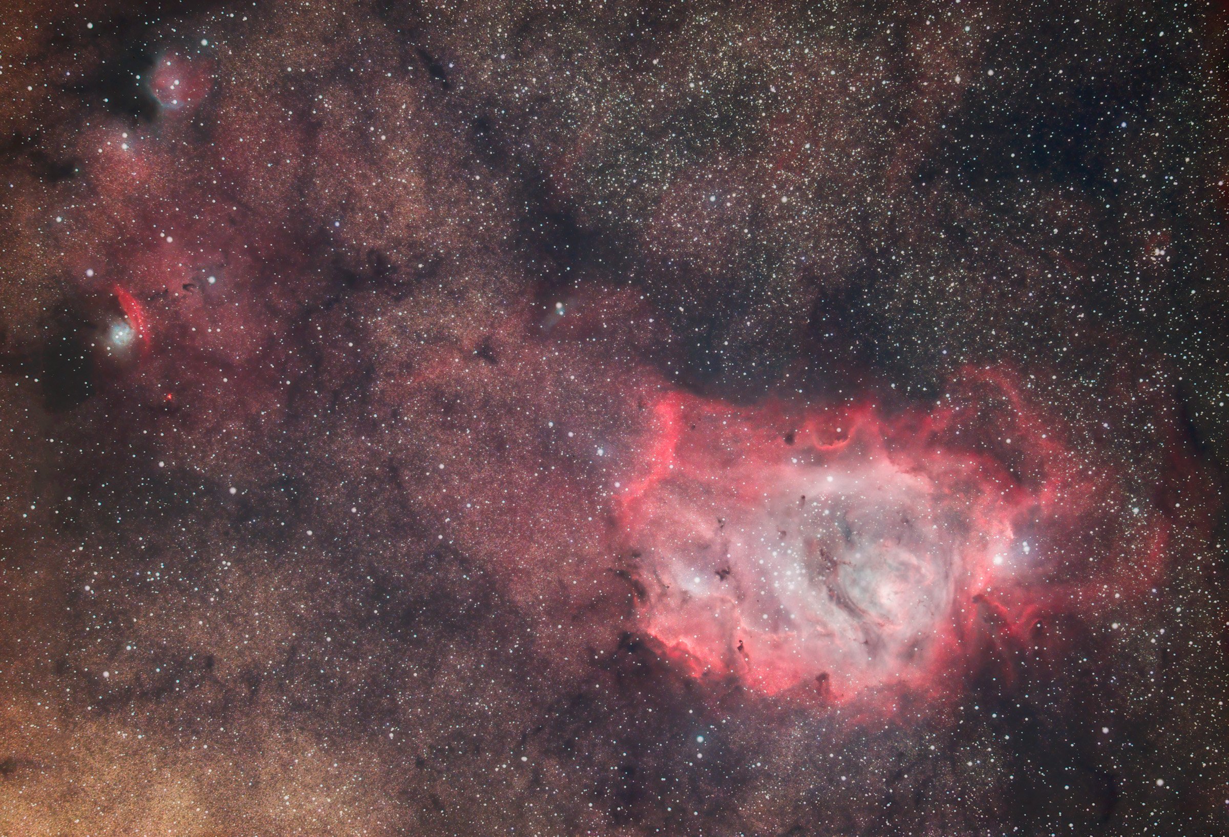 Lagoon Nebula (M8) and IC 4685