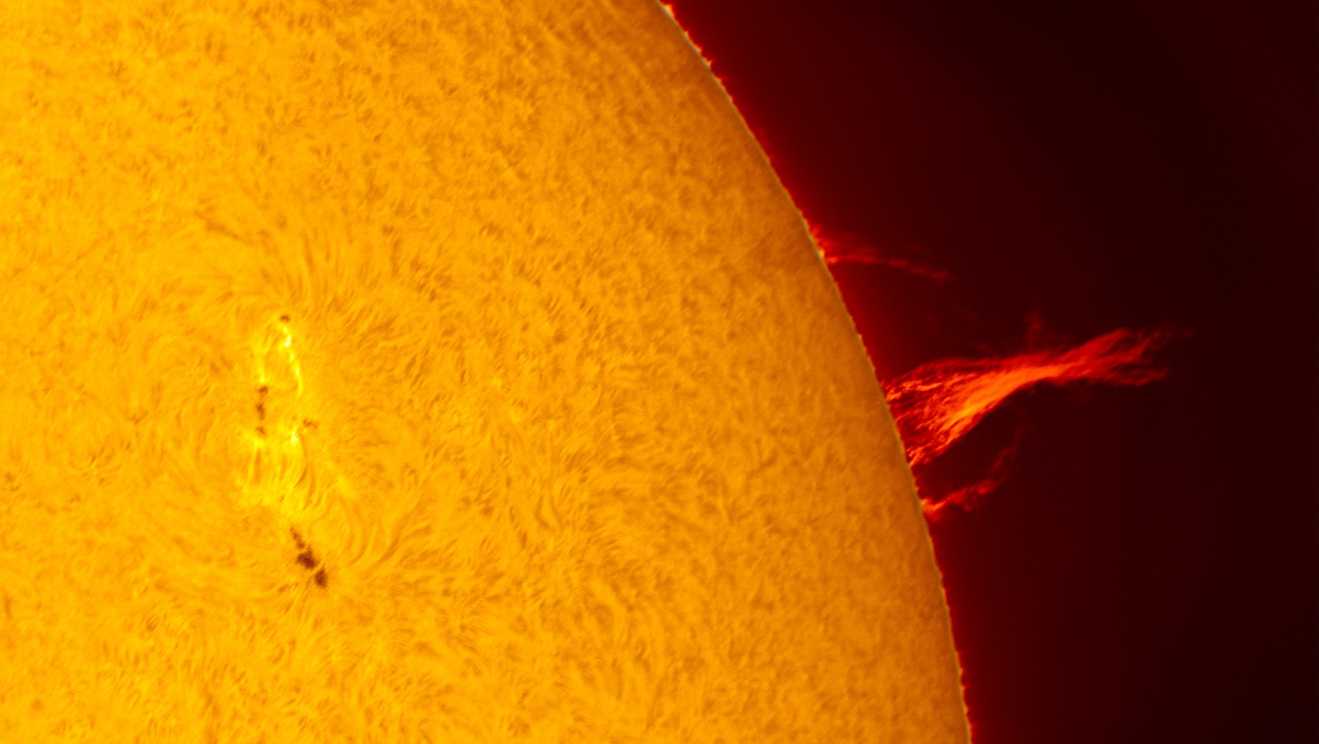 Solar disk and prominence with subgroup 3088 on August 28, 2022