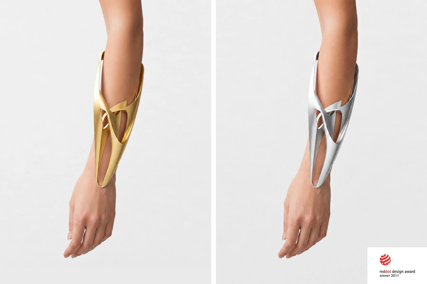  Organiccurves and surfaces form a continuum of fluid and dynamic forms. Its shape is based on some surfaces that extend to the arms, and the surfaces and creases maintain s strong sense of rhythm and continuity. They generate the dramatic transition