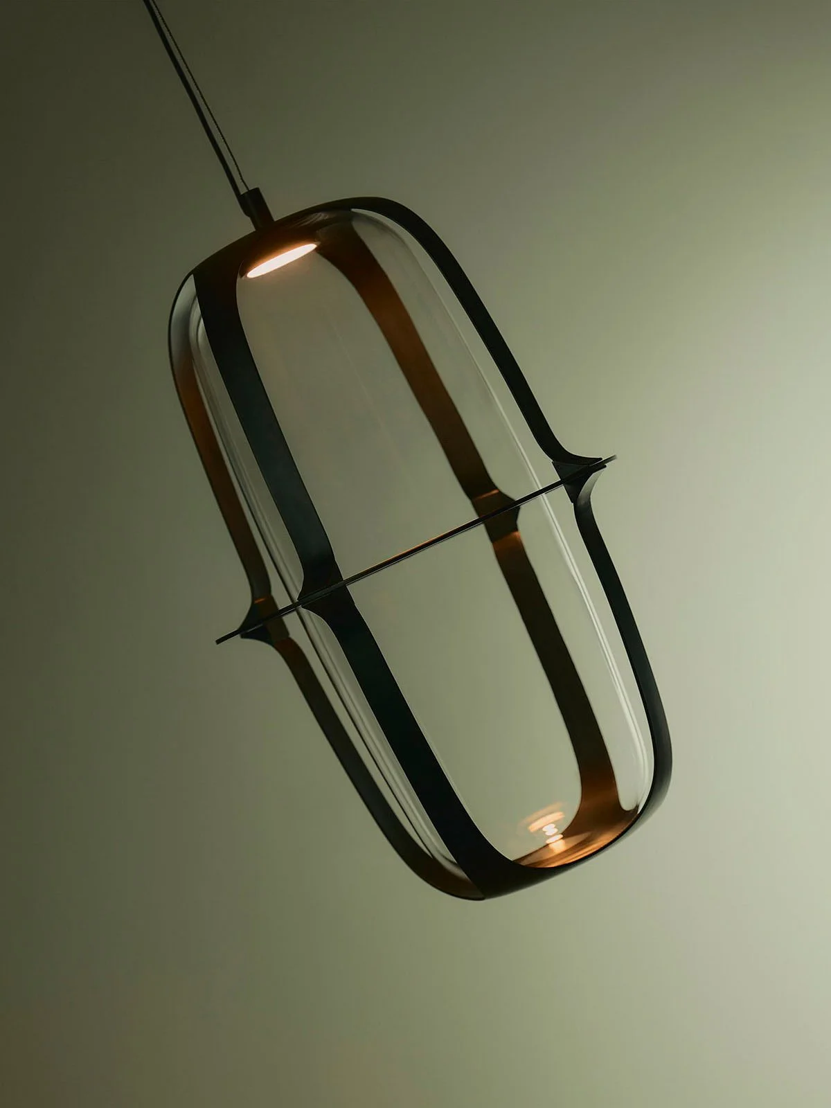SIZE: Φ 30 × H 50 CM
