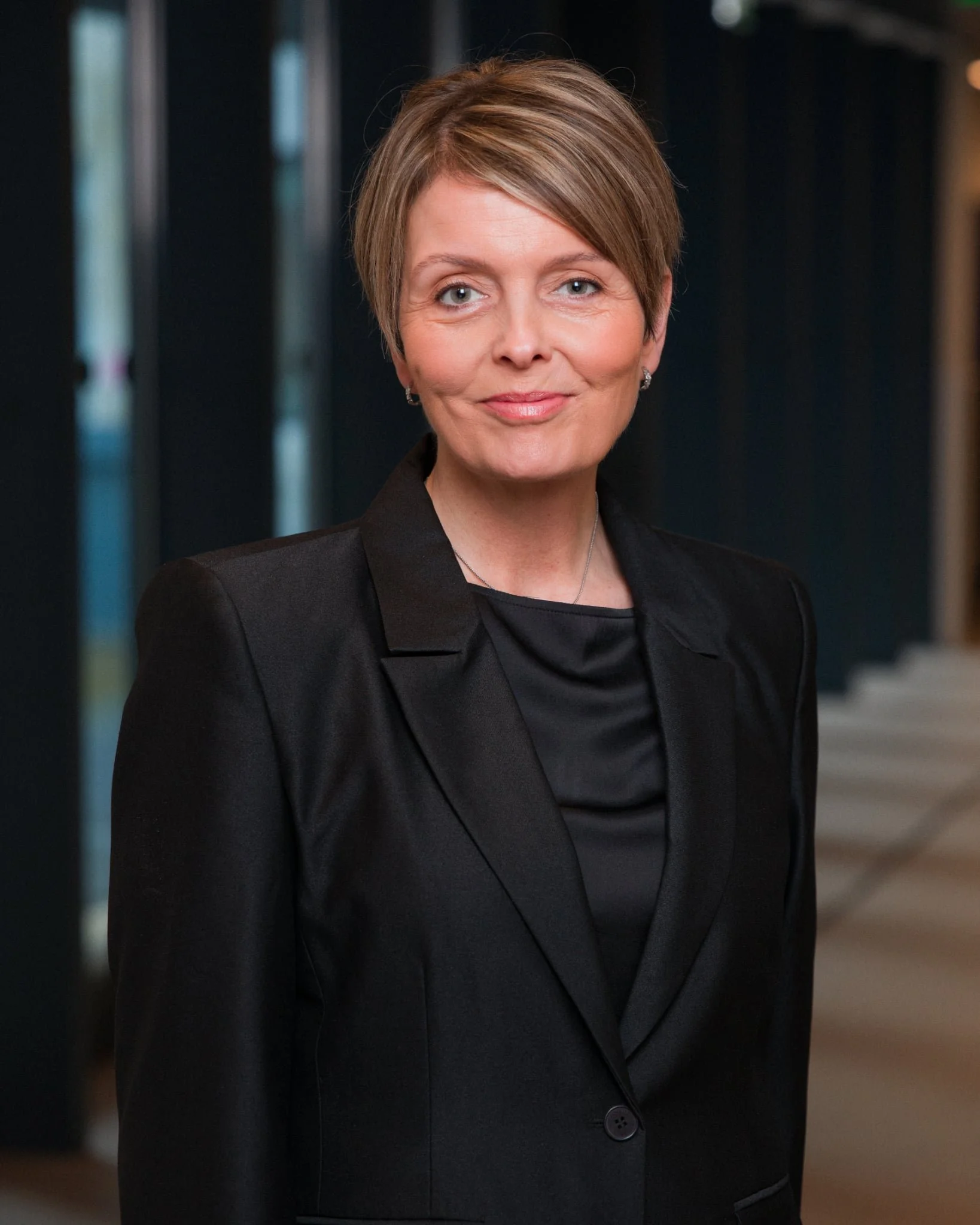 Dr Ásta Dís - Háskólakona ársins.jpg