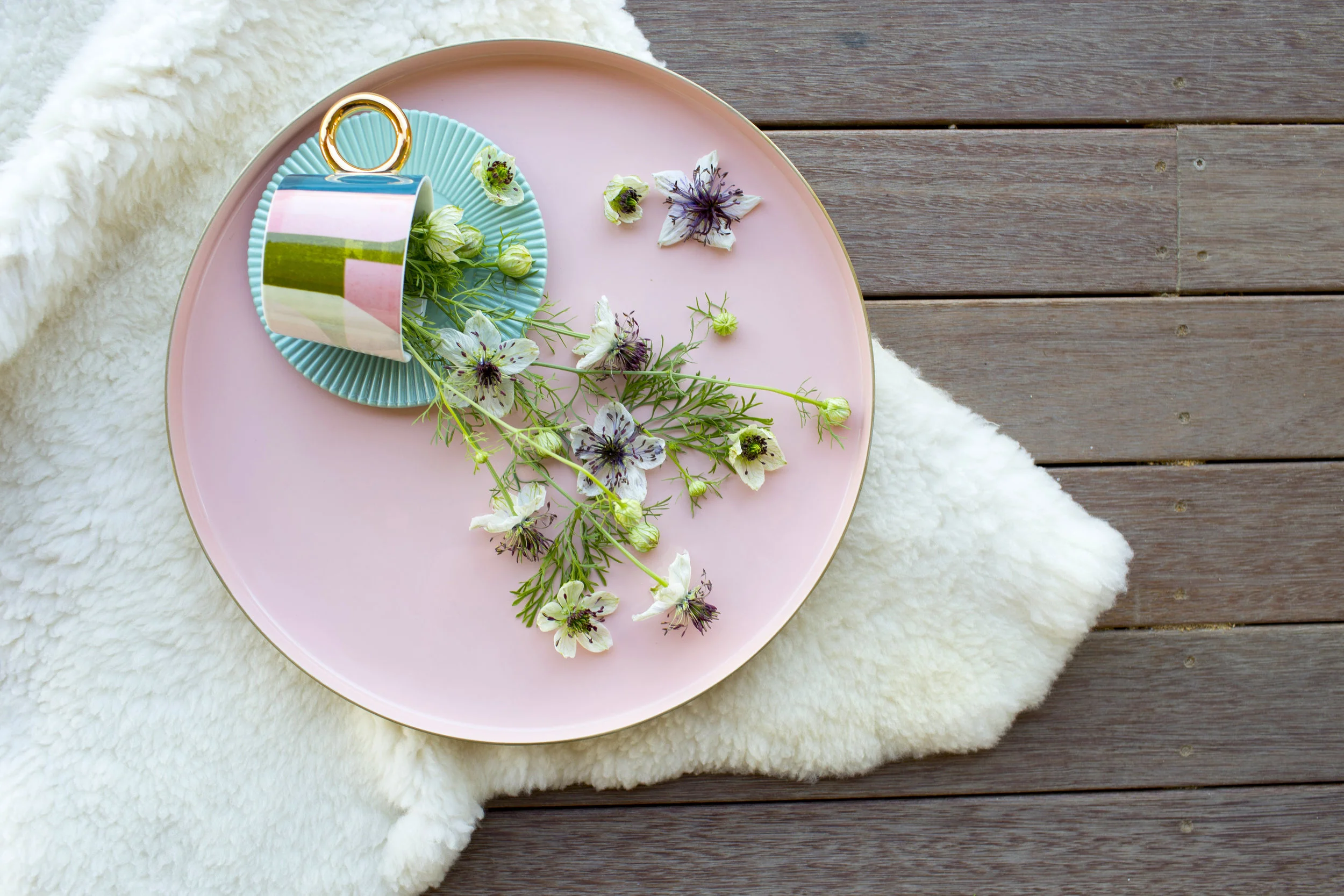 teacup w flowers 2.jpg