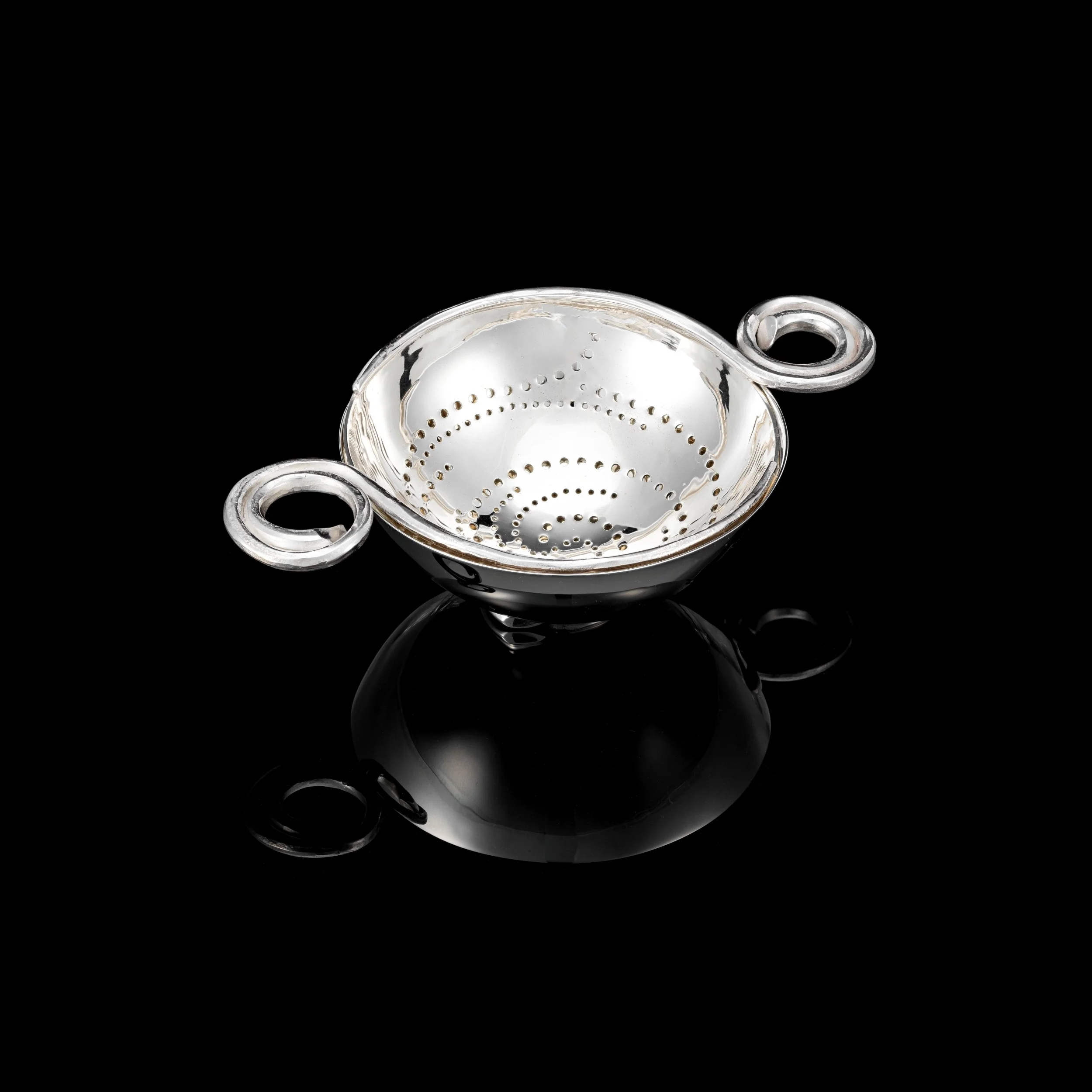 'Resurgence' Silver Teastrainer & Drip Bowl - Abigail Brown 01 web.jpg