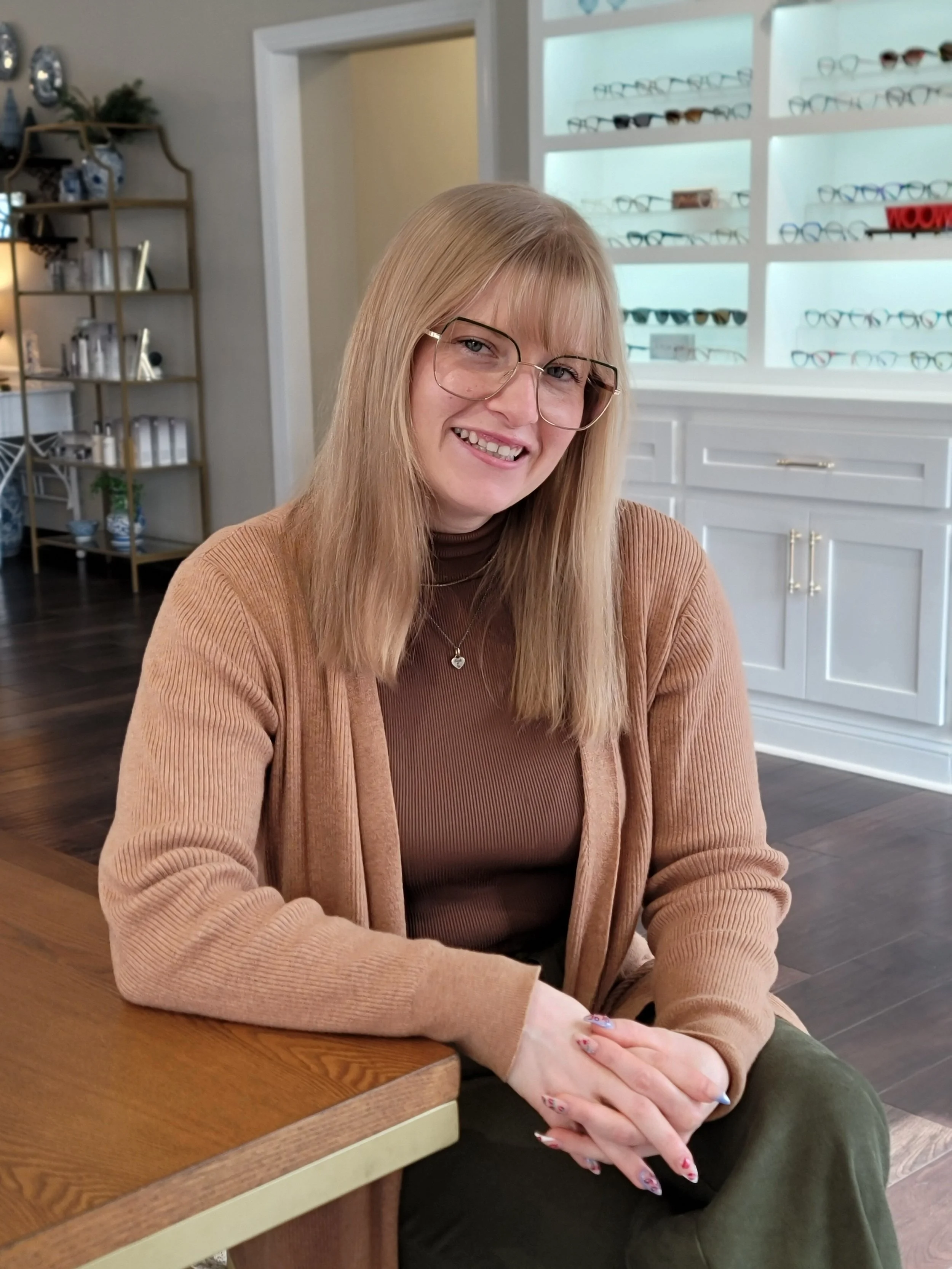 eyewear stylist optician