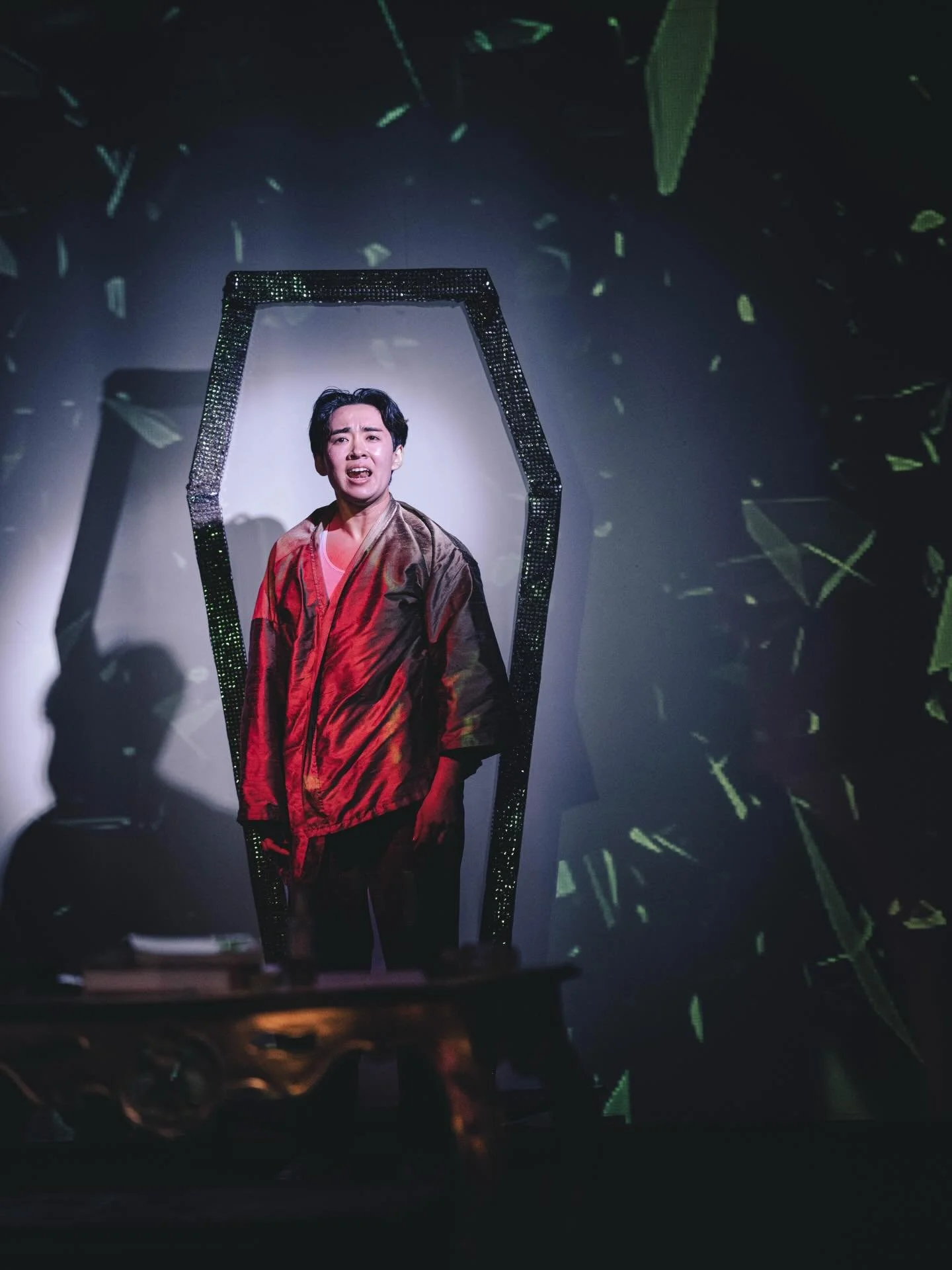 did it for the bit &amp; now we&rsquo;re here 🇰🇷🍚🧴

TWINK DEATH OF THE UNIVERSE is an unhinged glittering fever dream come true. i am so lucky to be supported by so many iconic gay &amp; trans artists on this world premiere (&amp; my first commis