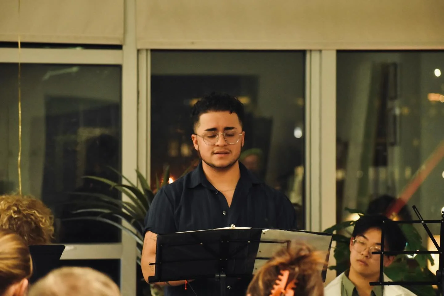 what would you do, if you were god? 🥀 from london to brooklyn to manhattan ✨

NARCISSUS is a mind-meld of lipstick, pearls, running through the west village, no before no after just blur, flash / of light. new york city with everyone you want. intim