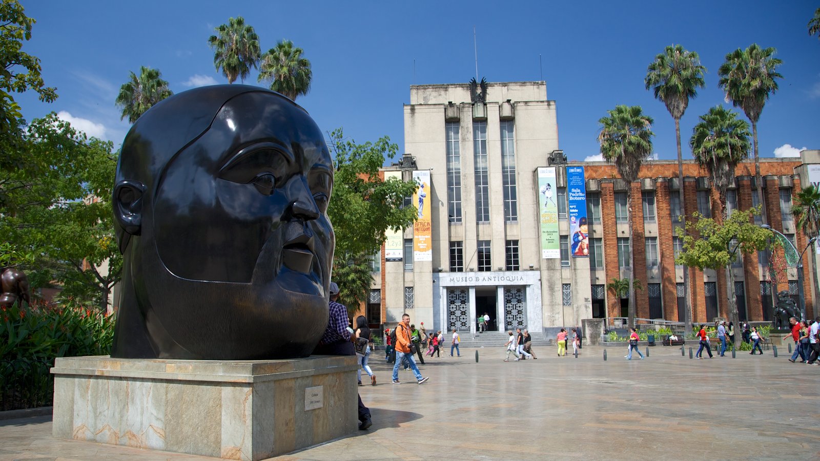 PLAZA BOTERO AND MUSEO DE ANTIOQUIA, EL CENTRO DE MEDELLÍN