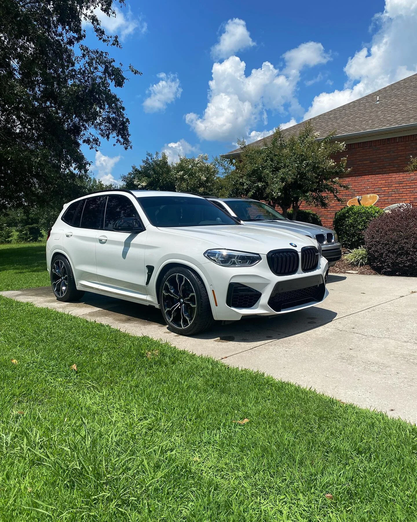 Not your average X3. 

.
.
.
.
_________________________________________________
#detailing #auto #autodetailing #gloss #shine #alabama #car #wheel #clean #details #motivation #detail #detailersofinstagram #detailingdaily #hustle #wax #mobile #motor 