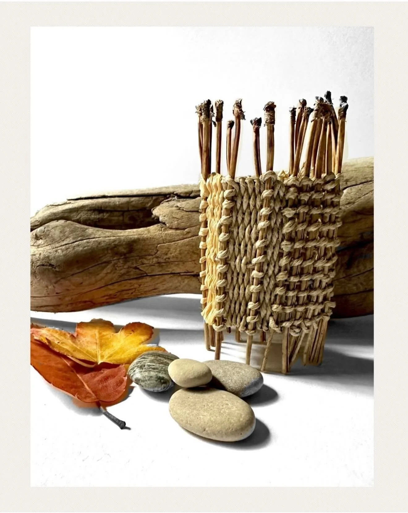 DAY 12: ARTIST SHOUT OUT for the @taraleaver #21daysinmyartworld26 . I&rsquo;m here to share some artists that I love and feel so attracted to their work. You can find them on Instagram. Check out their accounts&hellip;

1. Marly Penner - @mkpennerar