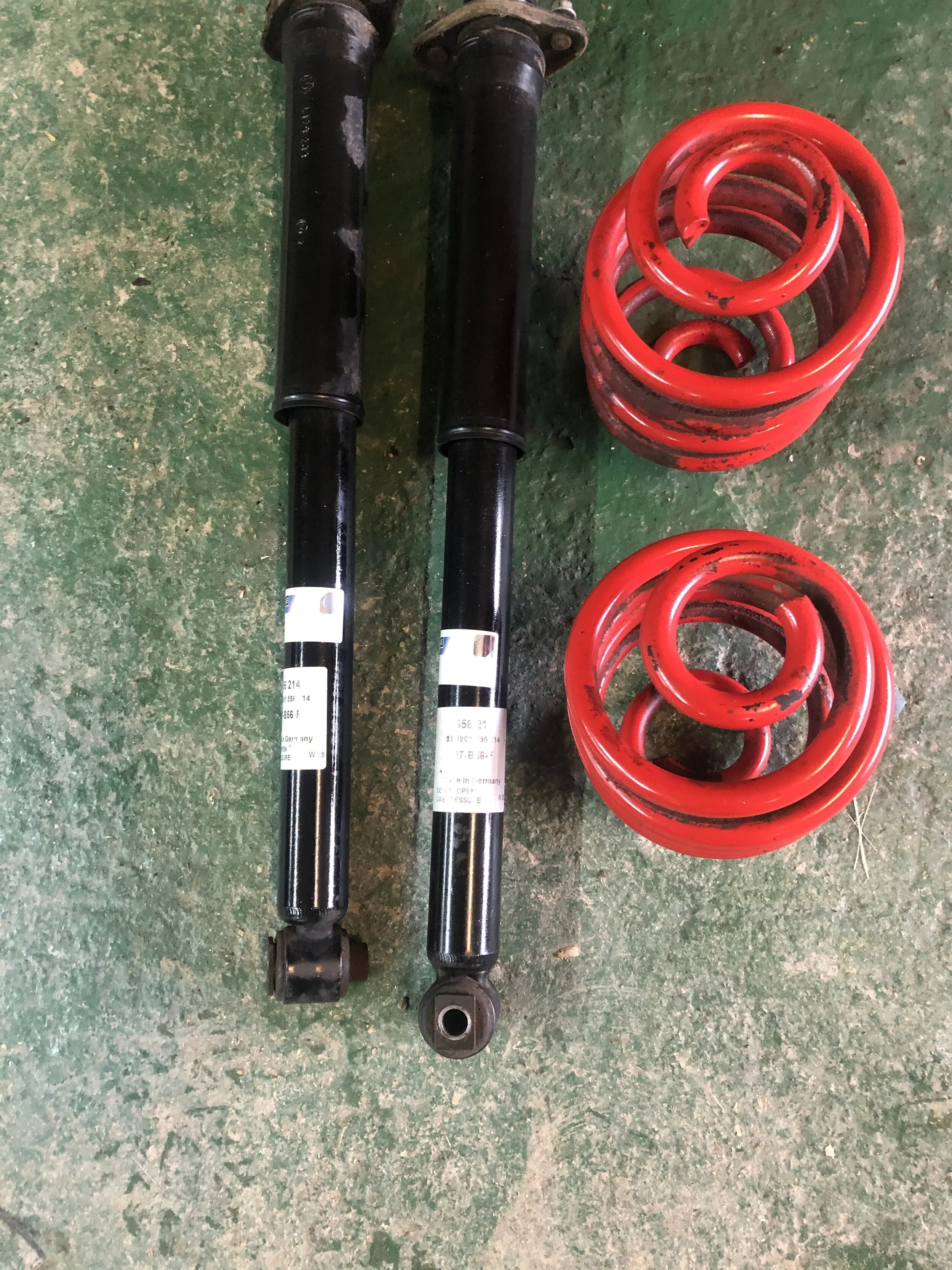 3559E915-0B85-43CA-A175-CF6ED2279C1E