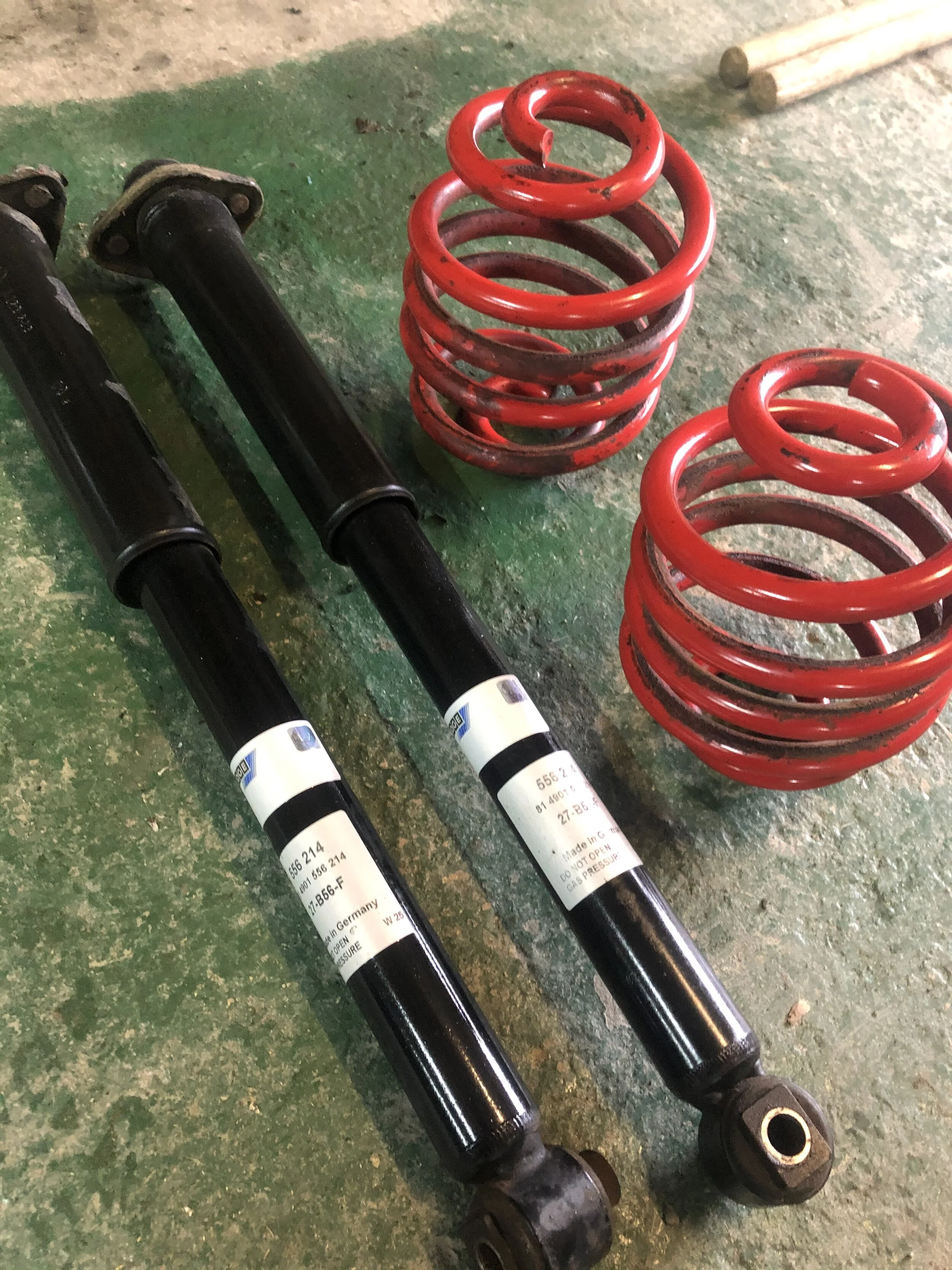 725F7B10-6568-4A6A-8D3C-7800D1E64FB2