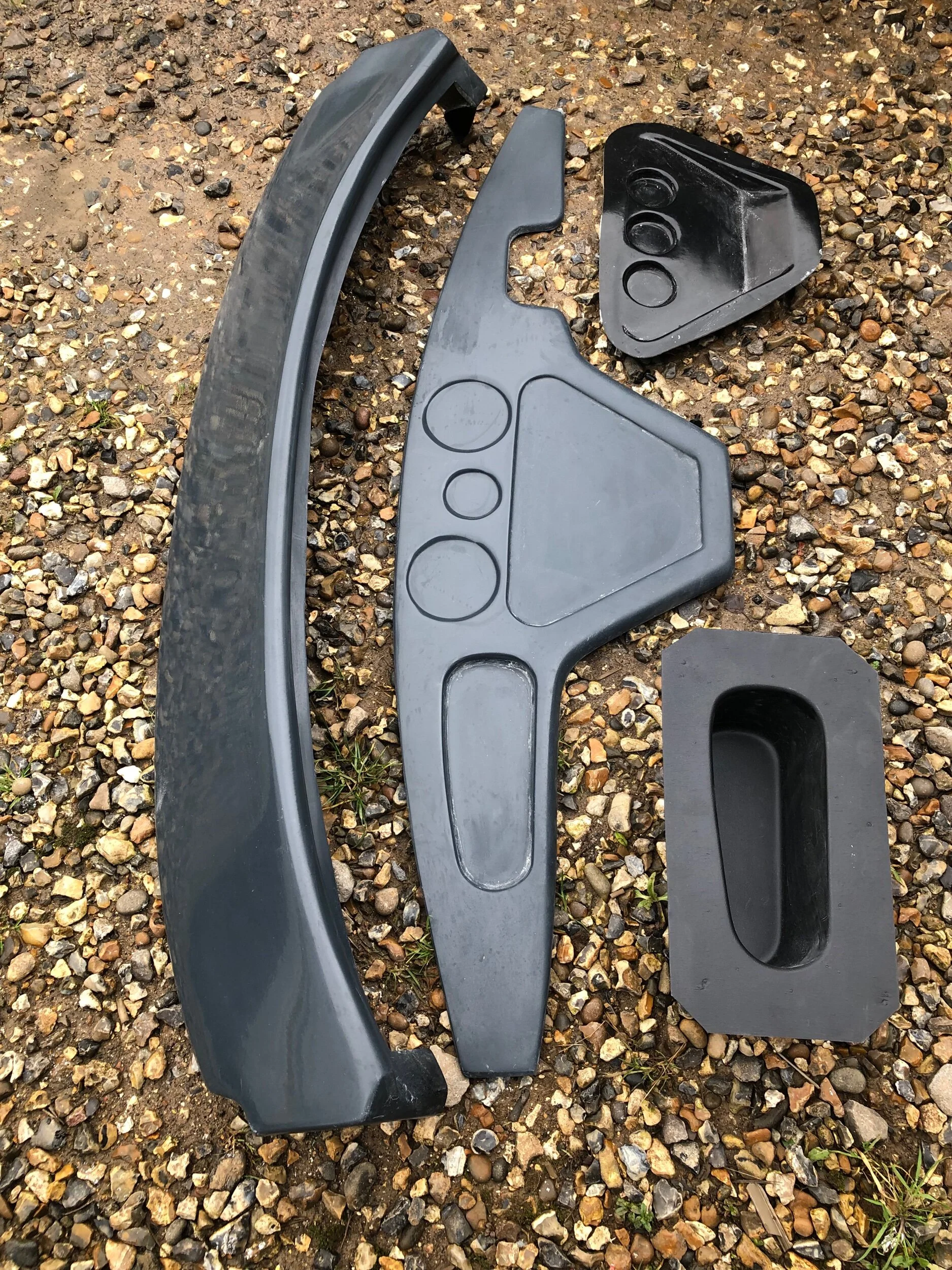 2E28D31B-4807-45AB-B815-141811247919