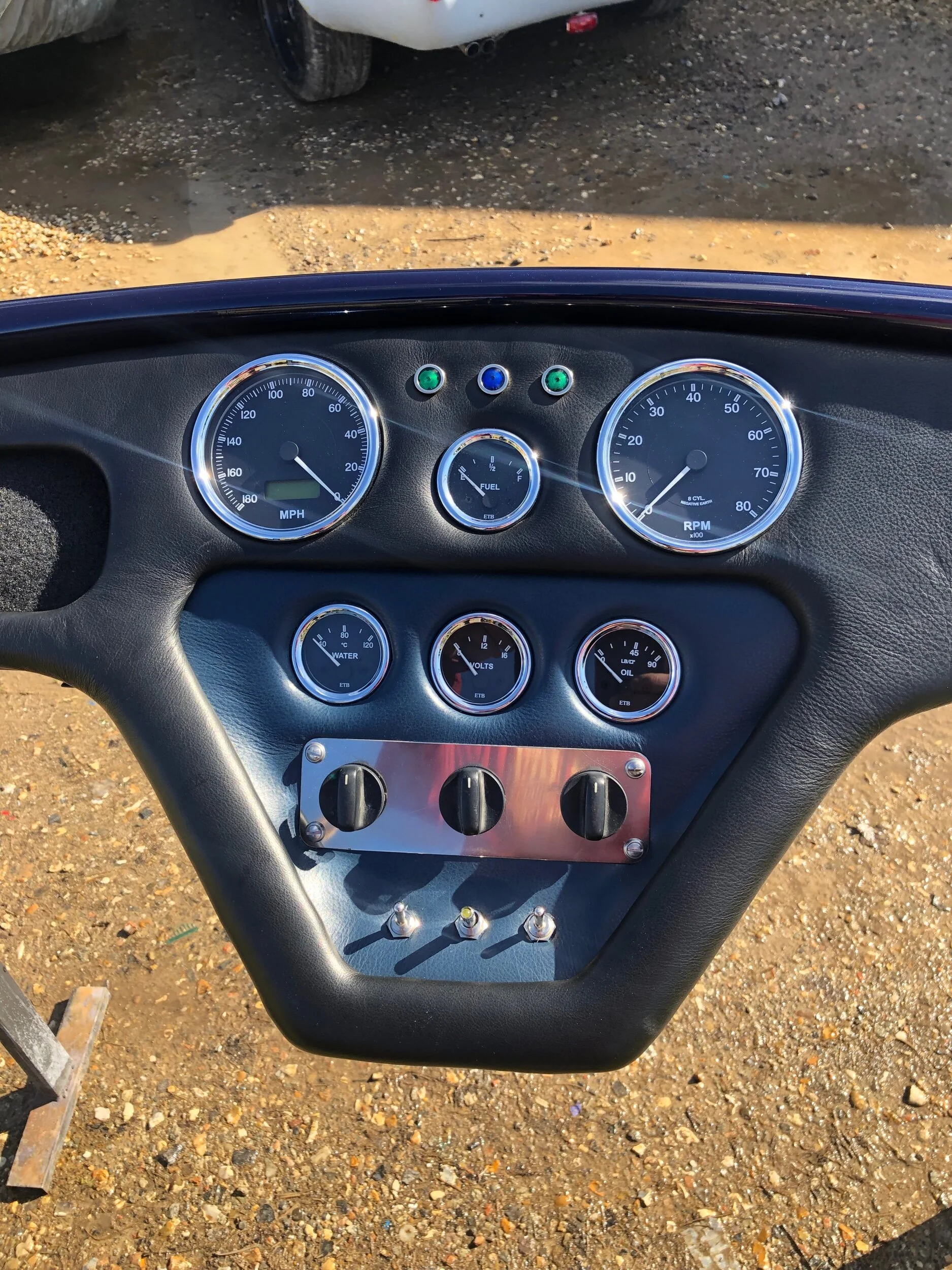 379A202C-6E66-47DD-9393-1556B9D476BB