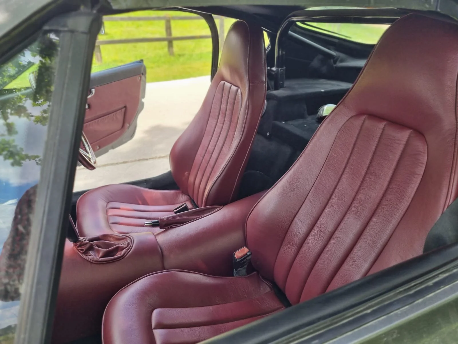 B74D9AD9-368C-4843-8C1F-65152C2F6C94