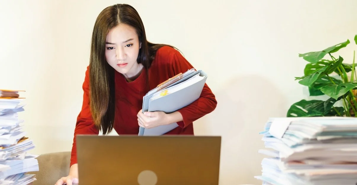 When to Seek Help: Recognizing Burnout vs. Depression in the Workplace