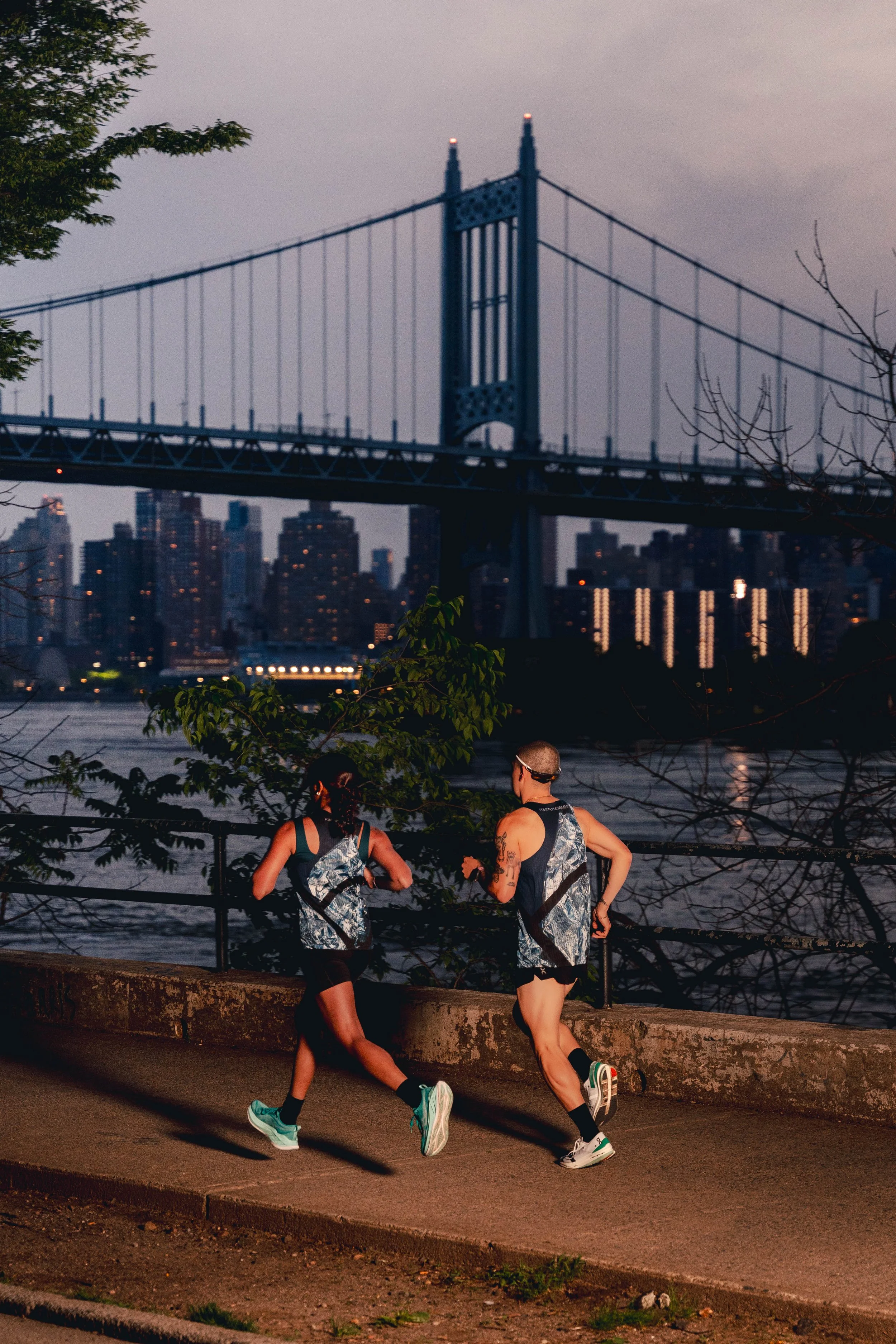 PNTB - SOAR VEST-7.jpg