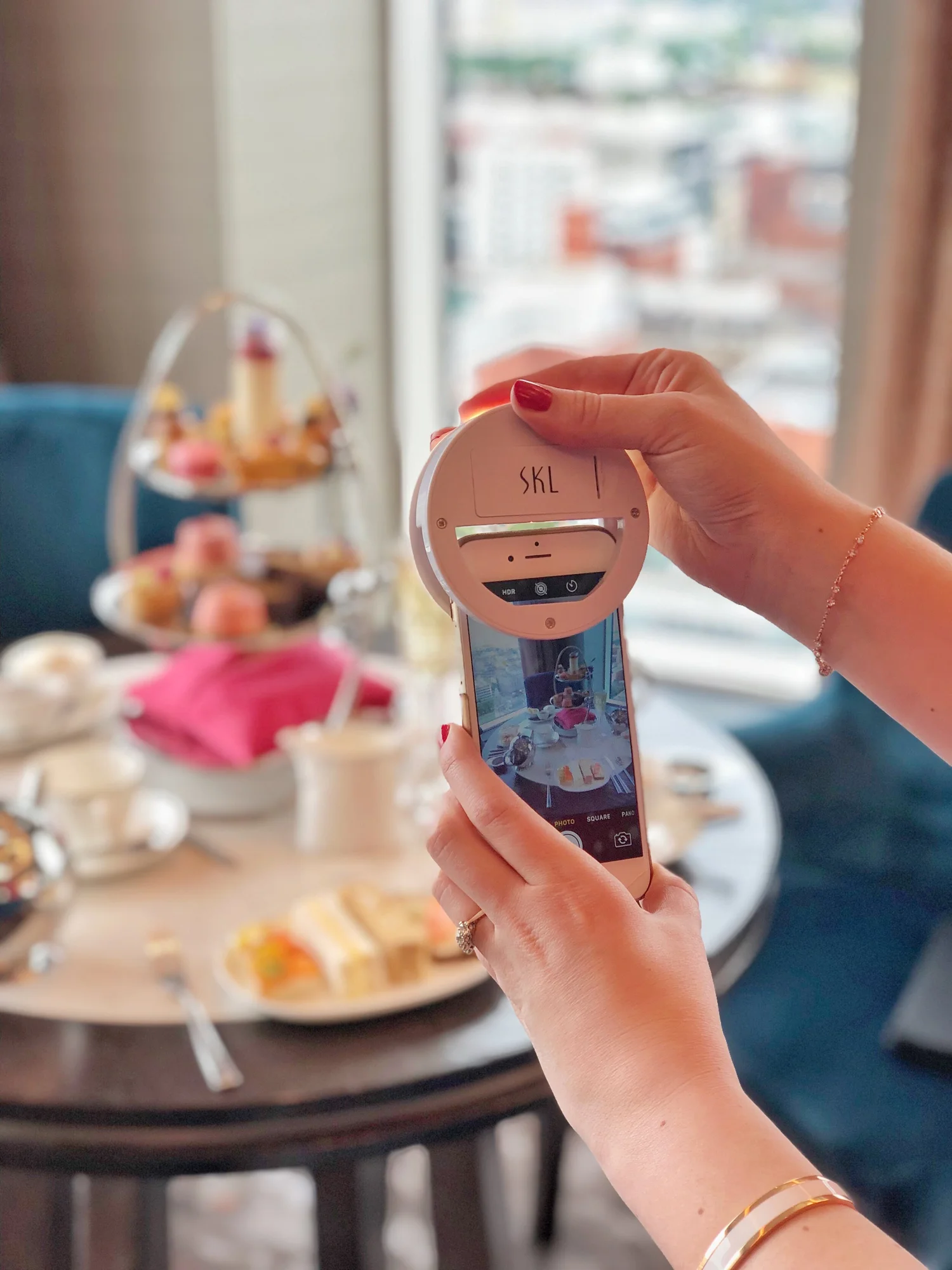 The faux pas of afternoon tea — Afternoon Tea Expert