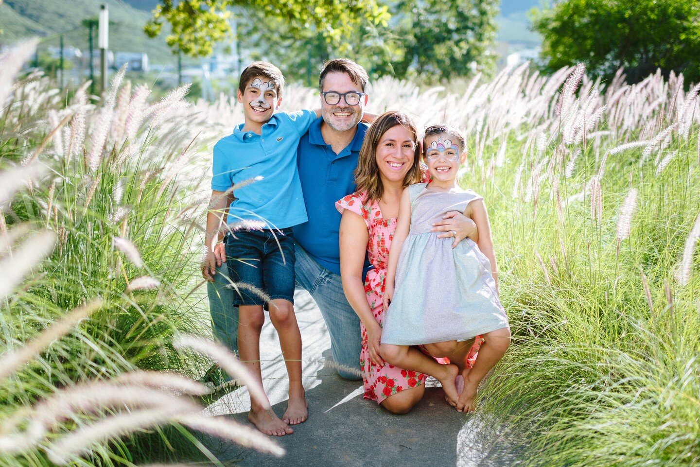 El mejor momento para ser feliz....es Ahora !! 😍📸🌾

#hellojoelozano #retrato #portraits #memorias #sesionfamiliar #familia #studio #love #spgg #fotografia #foto #recuerdo #estudio #memoriesbyjoe #celebremos #momento #emocion #happy