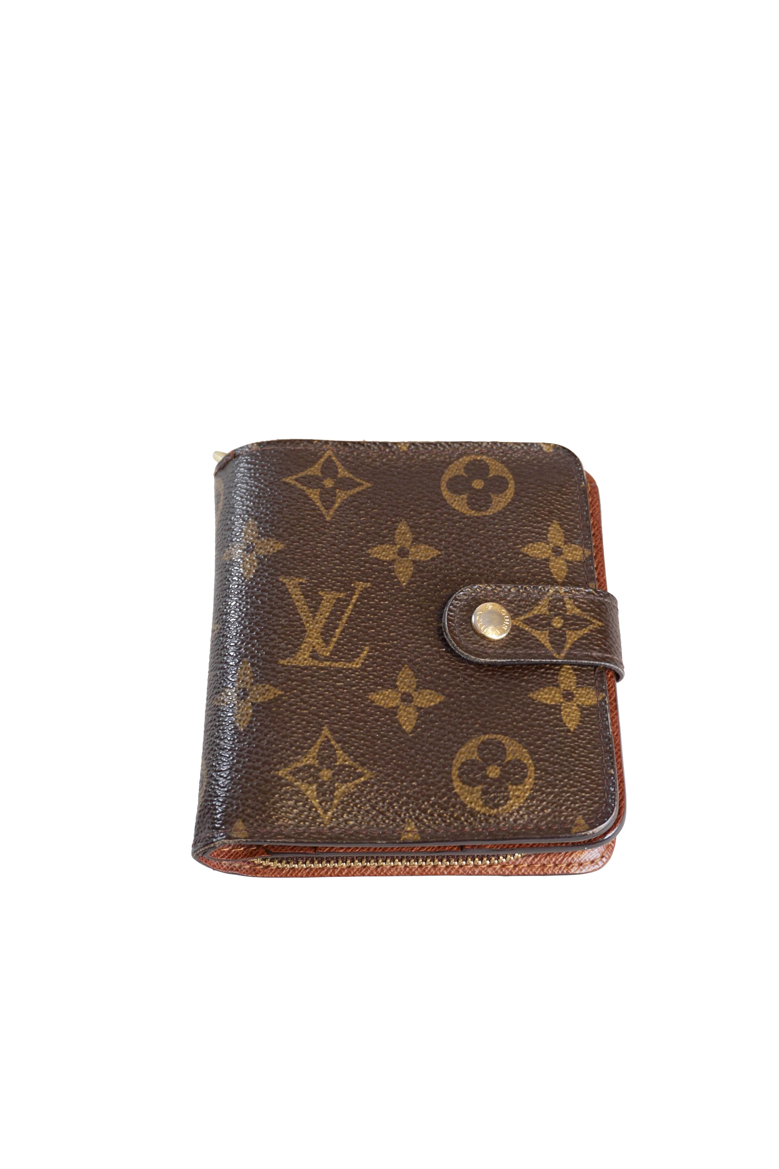 Louis Vuitton Compact Zipper wallet, Monogram