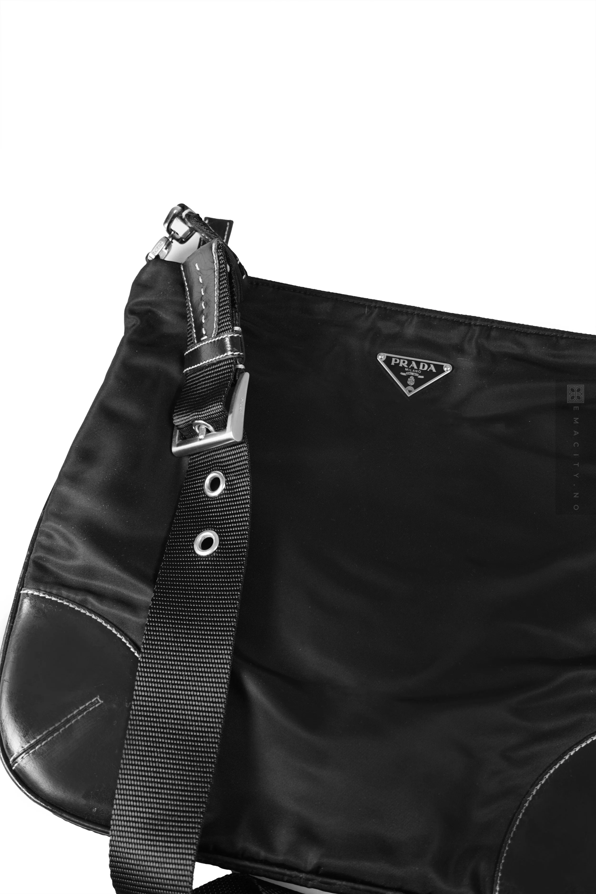 Prada Vela shoulder bag, Svart