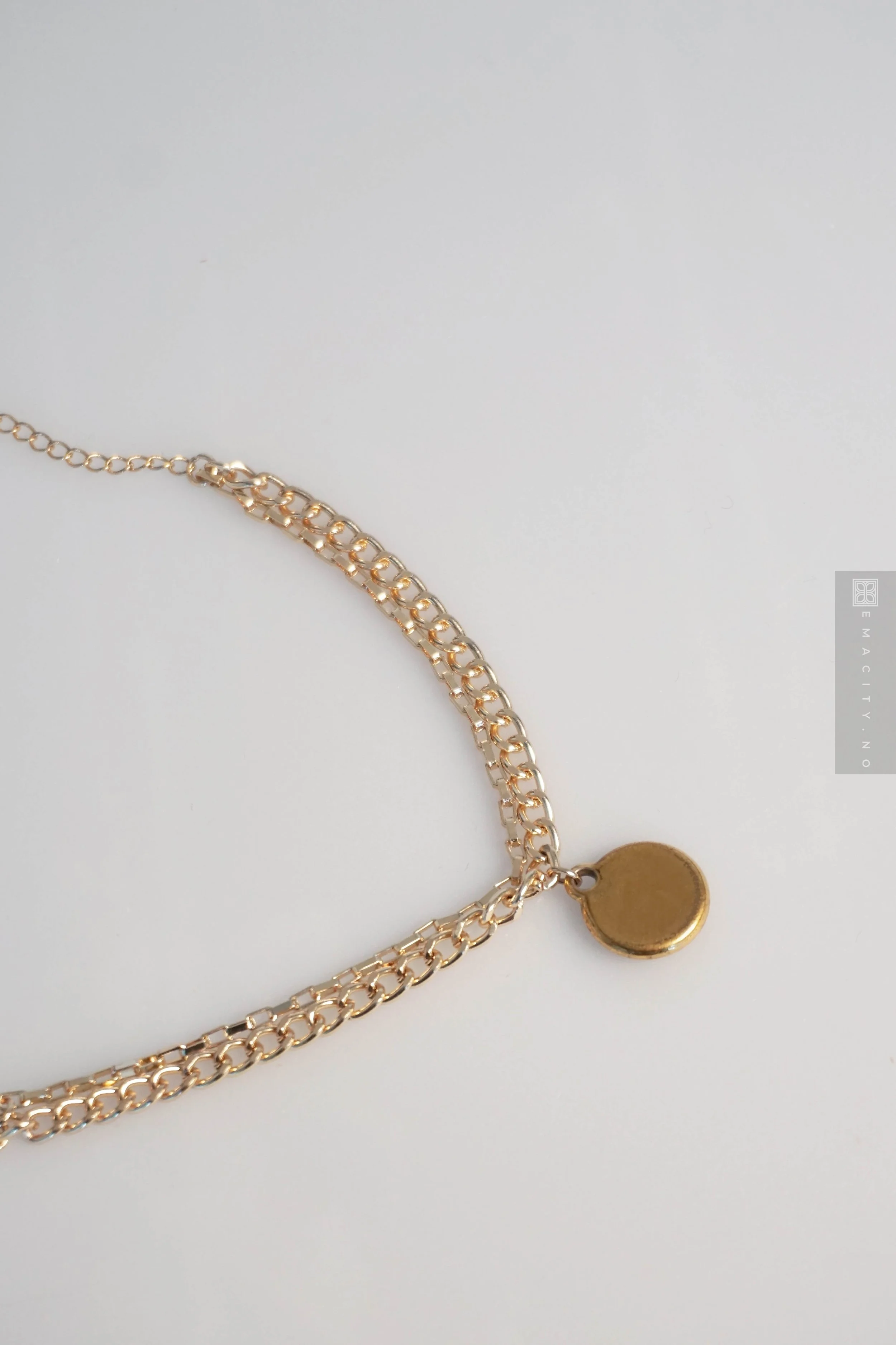 Chanel CC logo armbånd, Gullfarget