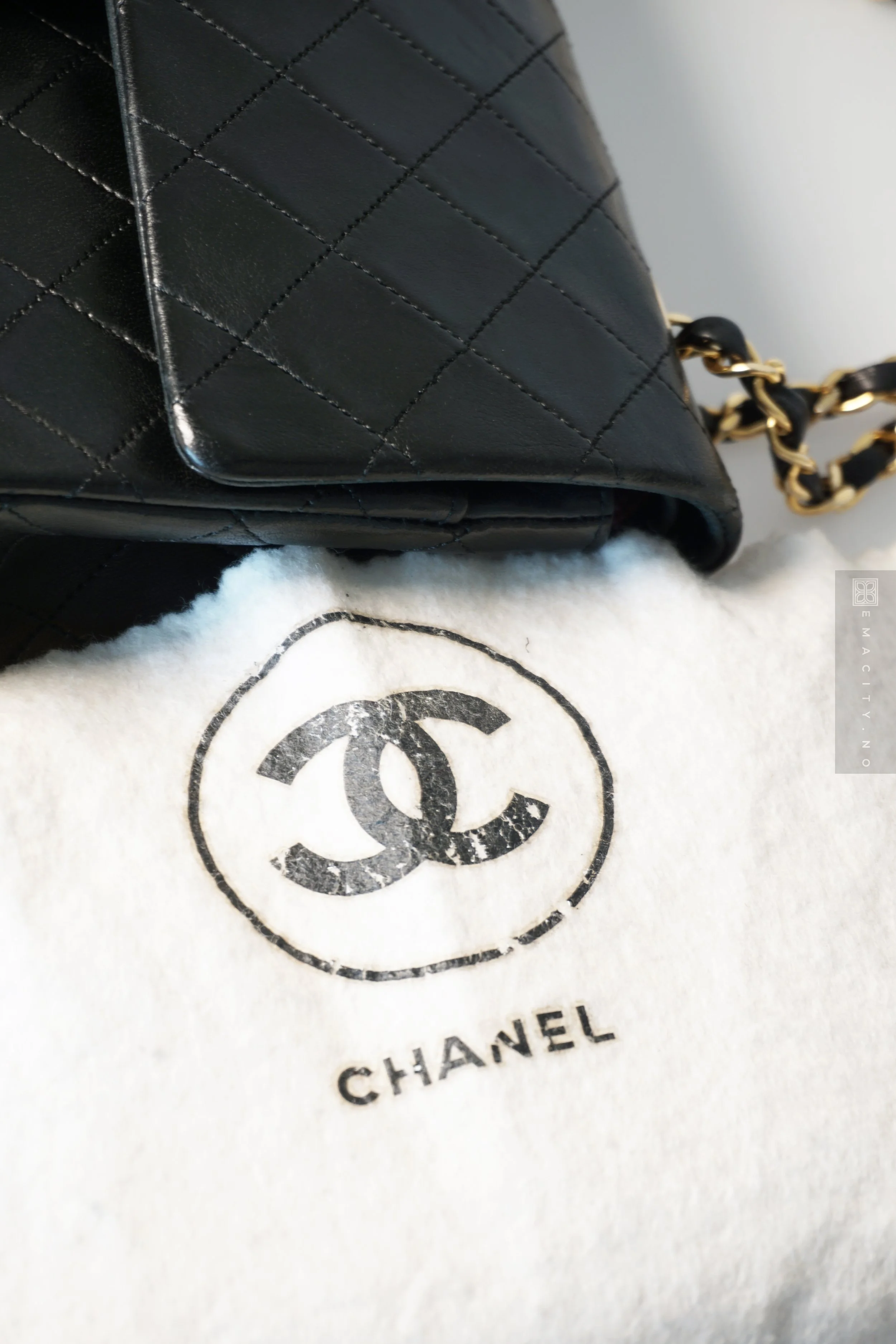 Chanel Medium Double Classic Flap, Svart (GHW)