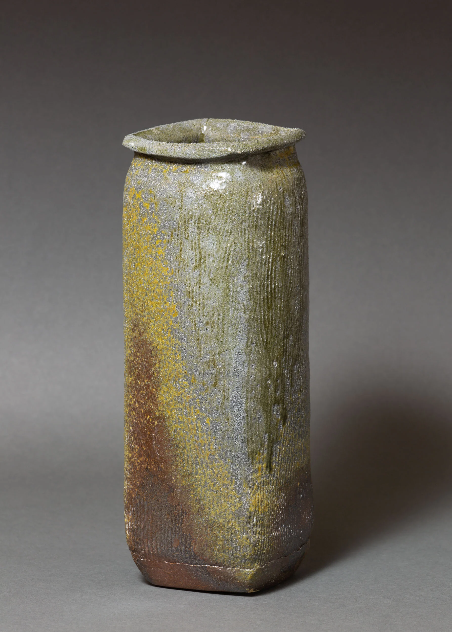   Rectangular vase with lip   3.25” x 3.25” x 9.25”  ID: 5005   