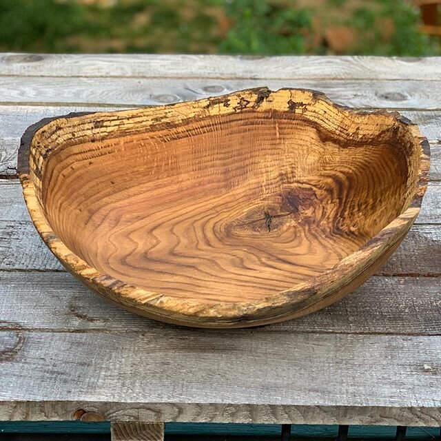 I think this oak sat for something like five or more years after being cut down. The sap wood was somewhat soft and rotted but the heartwood is still completely solid.  Appearances can be deceiving, sometimes you have to look beyond the surface in or