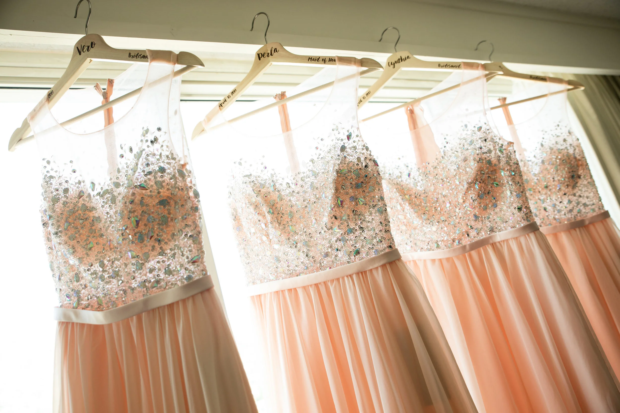 ToricesWeddingsneakPEAK-26.jpg