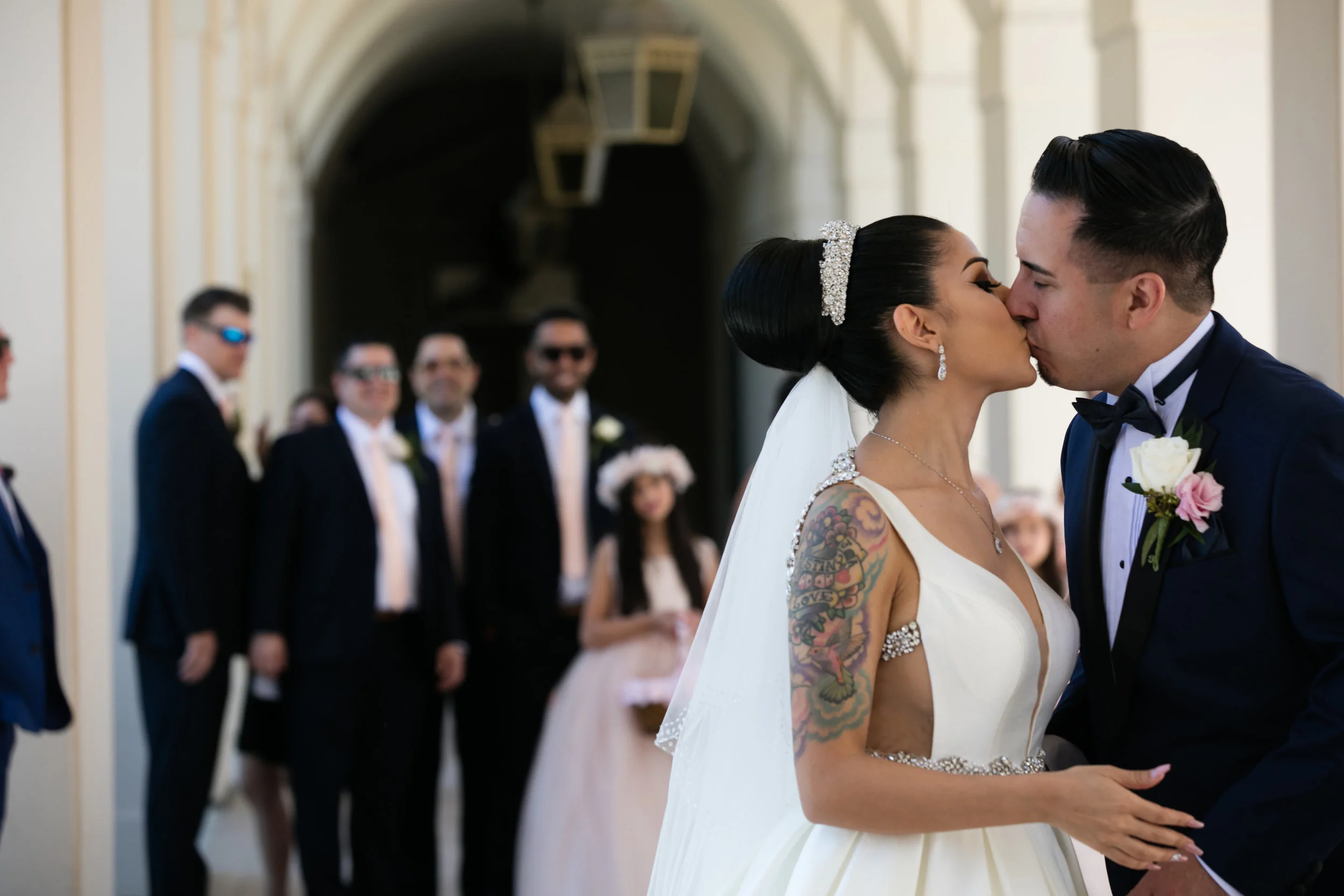 ToricesWeddingsneakPEAK-40.jpg