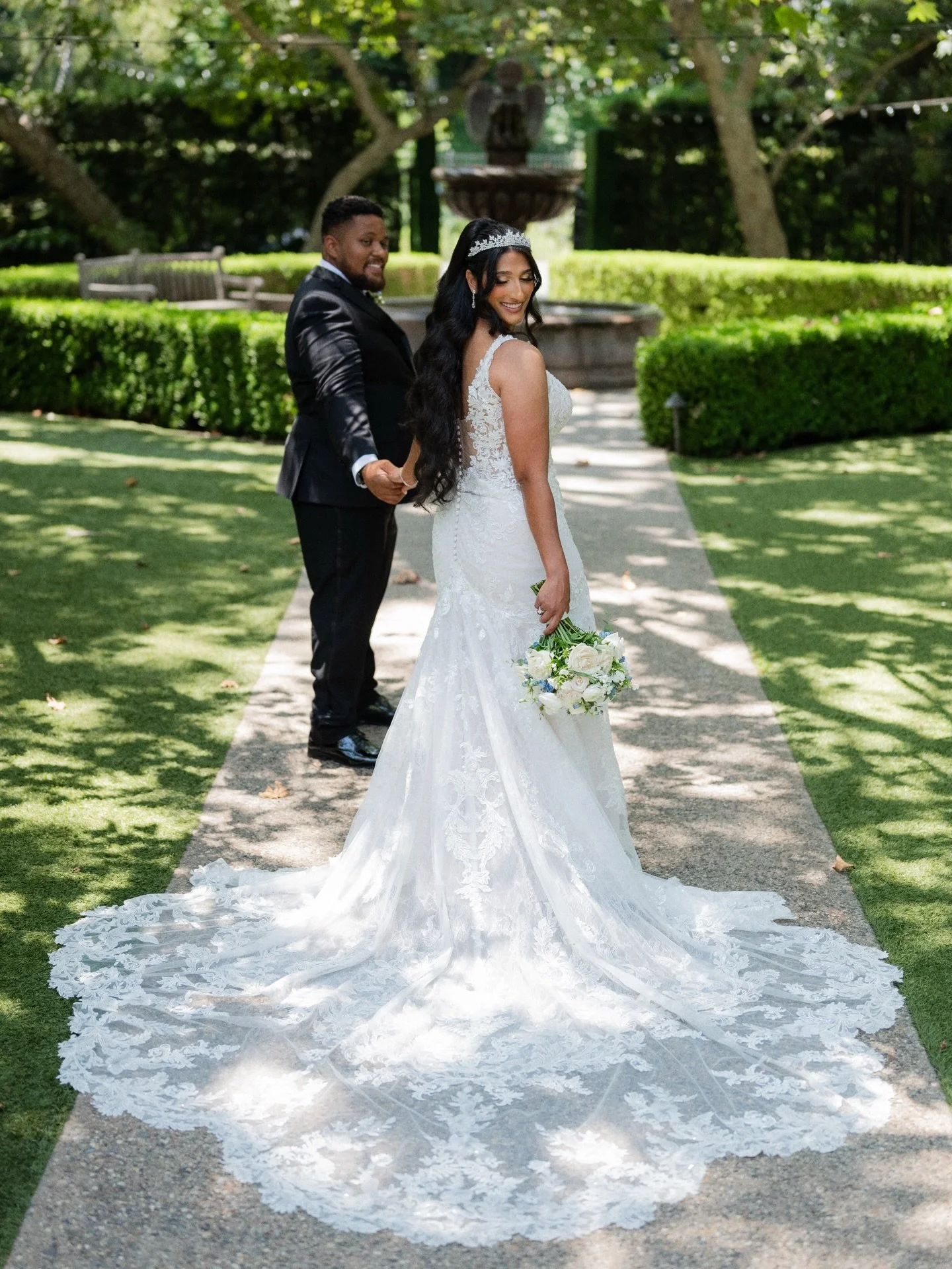 A love story wrapped in soft blush draping and blooms for Christine and Tealon at The Garland. Every moment felt warm, intimate, and filled with joy. Surrounded by incredible friends and loving family, their celebration was a true reflection of conne