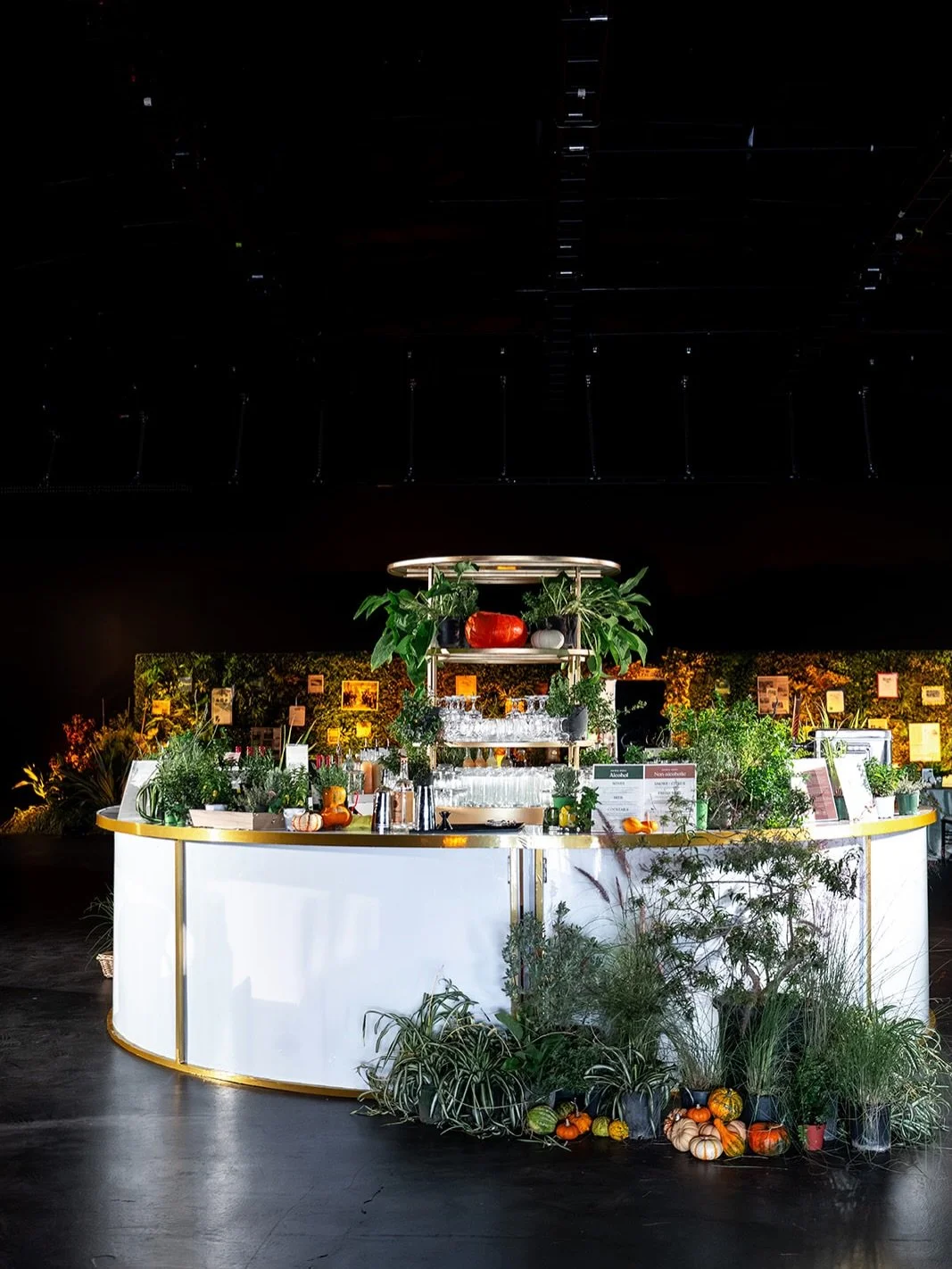 You know us for weddings, but there is so much more ✨The Blushing Details produces corporate events, fundraising events, conferences, retreats, fashion shows, workshops, and social events.  We create experiences that connect people and elevate brands